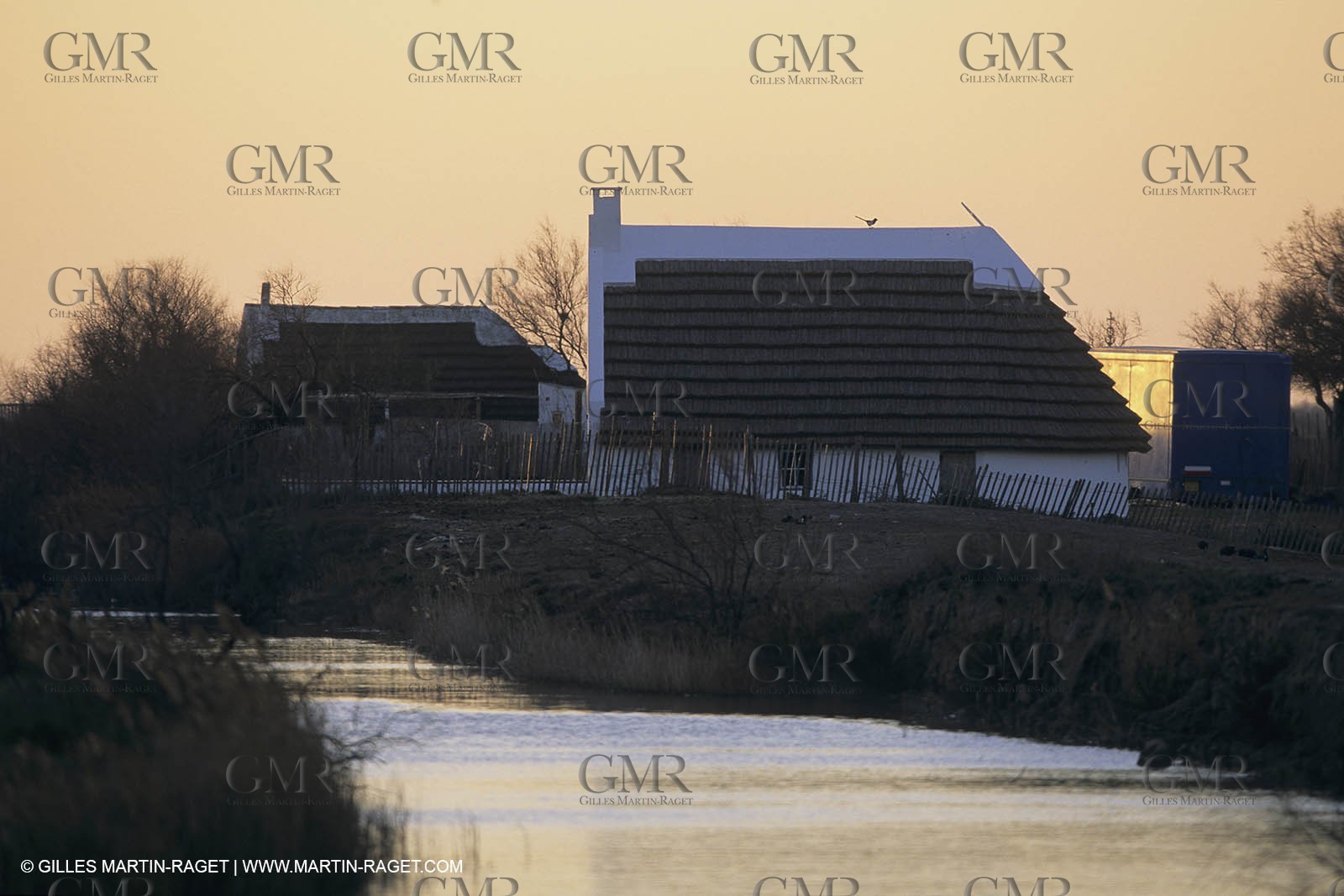 France, Provence, Camargue, Cabane de gardian, Gardian quant
