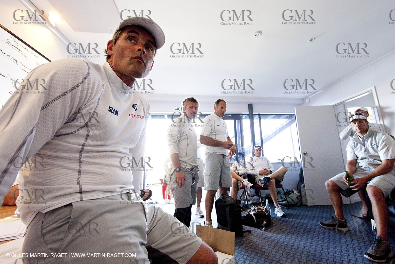 23 01 2009 - Auckland (NZL) -  Louis Vuitton Pacific Series - BMW ORACLE Racing-Tuning up onboard Emirates Team New Zealand yacht