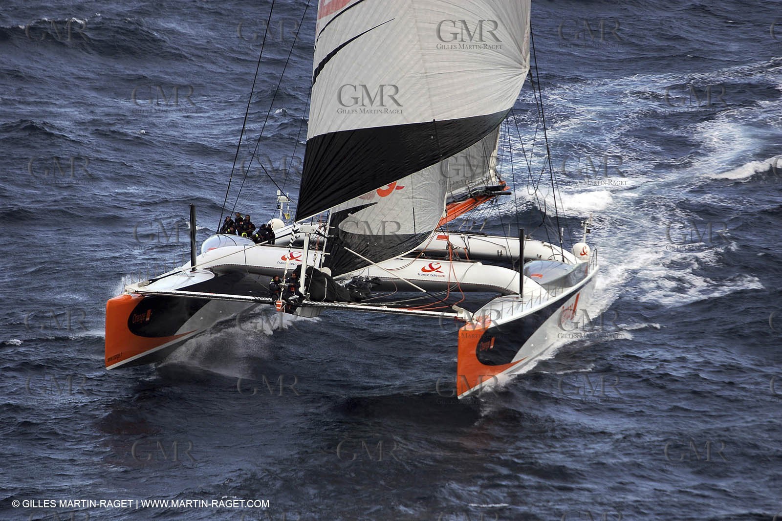 Orange II - 2004 Mediterranée Record - Start off Marseilles