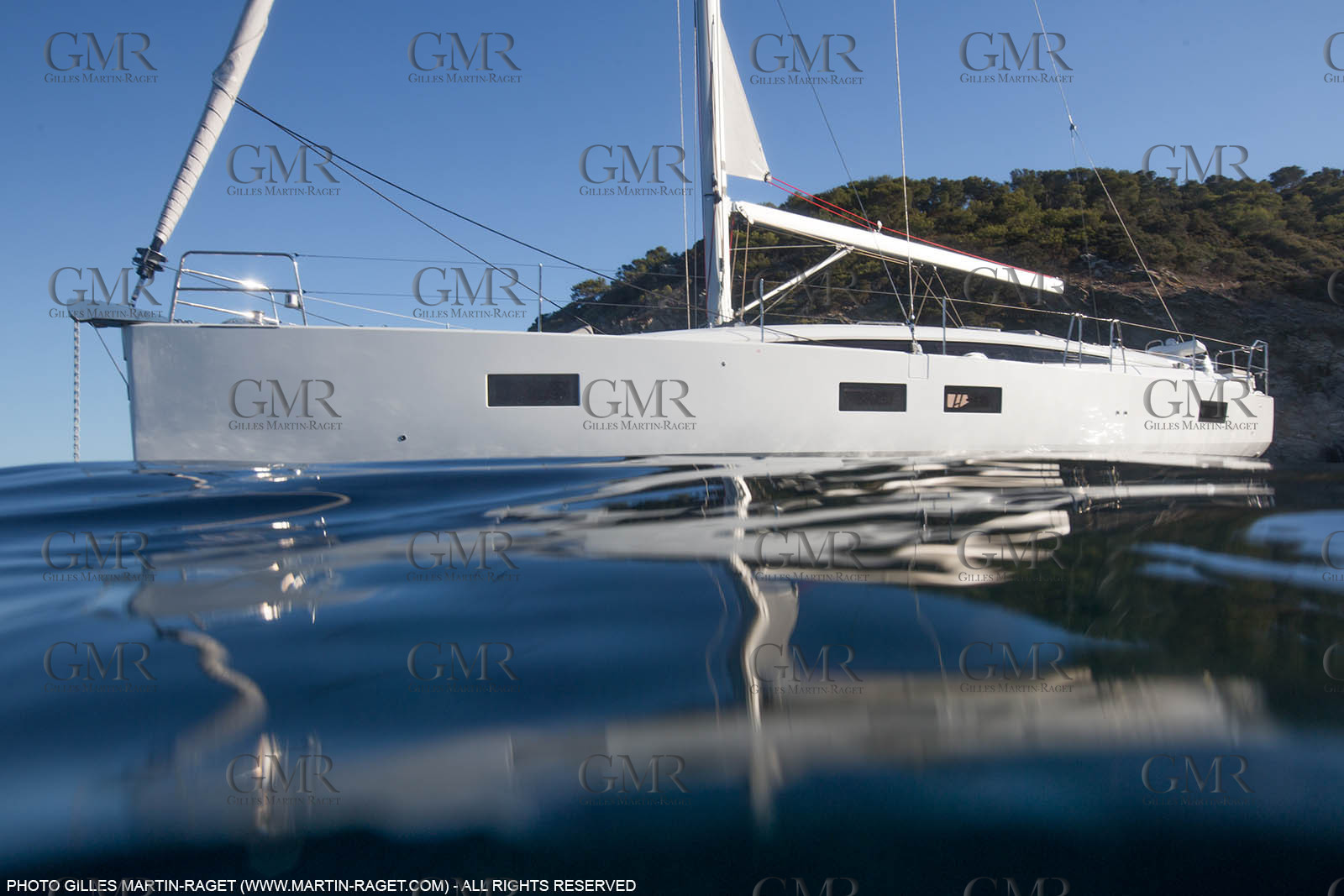 28 08 2016, Hyères (FRA,83), Chantier Jeanneau, Jeanneau Yacht 51