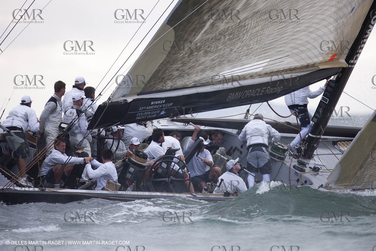 03 08 2010 - Cowes (UK, IOW) - The 1851 Cup -  BMW ORACLE Racing - Day 1.