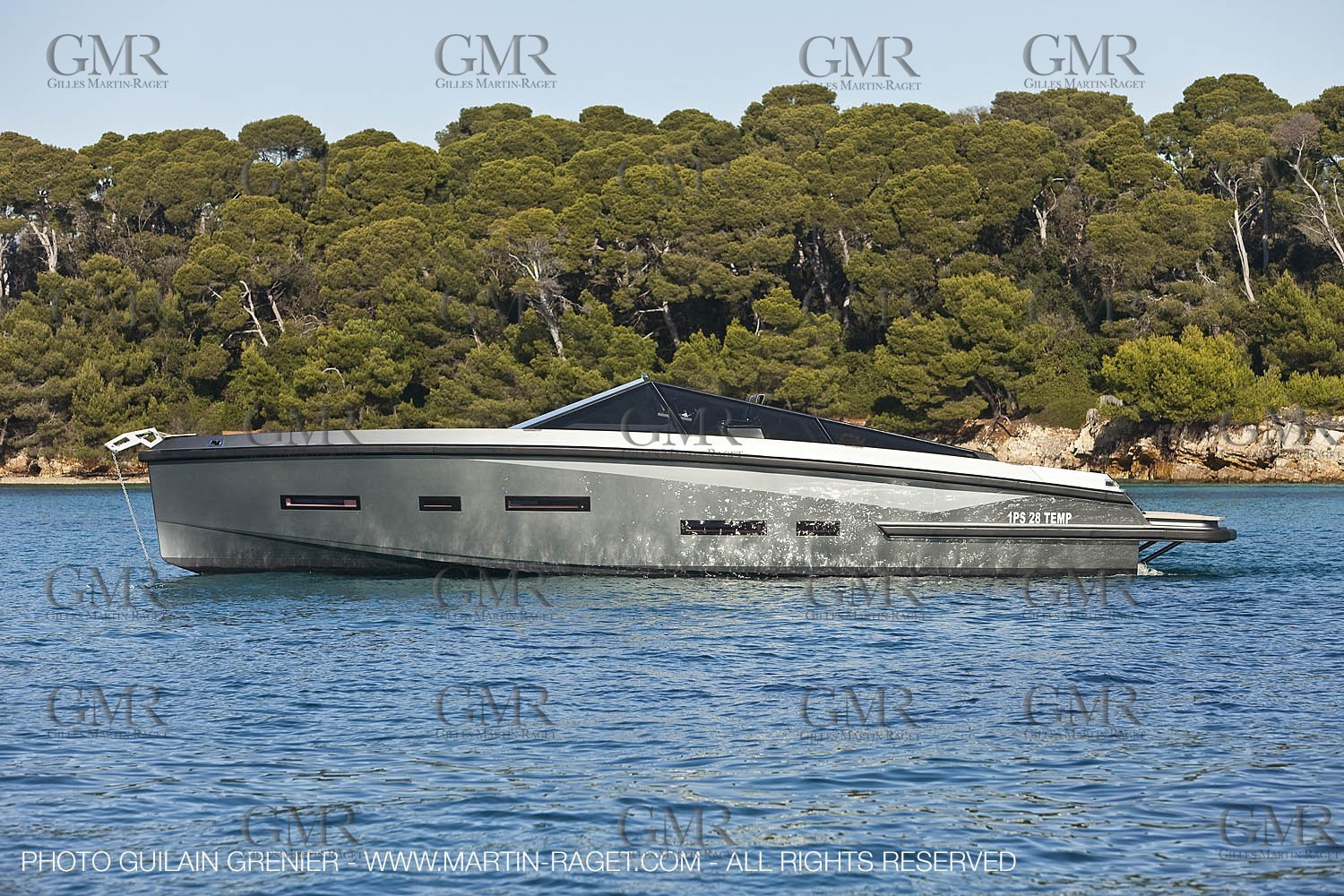 11 11 2009 - Saint Jean Cap Ferrat (FRA,06) Wally Yachts - Wallypower 55