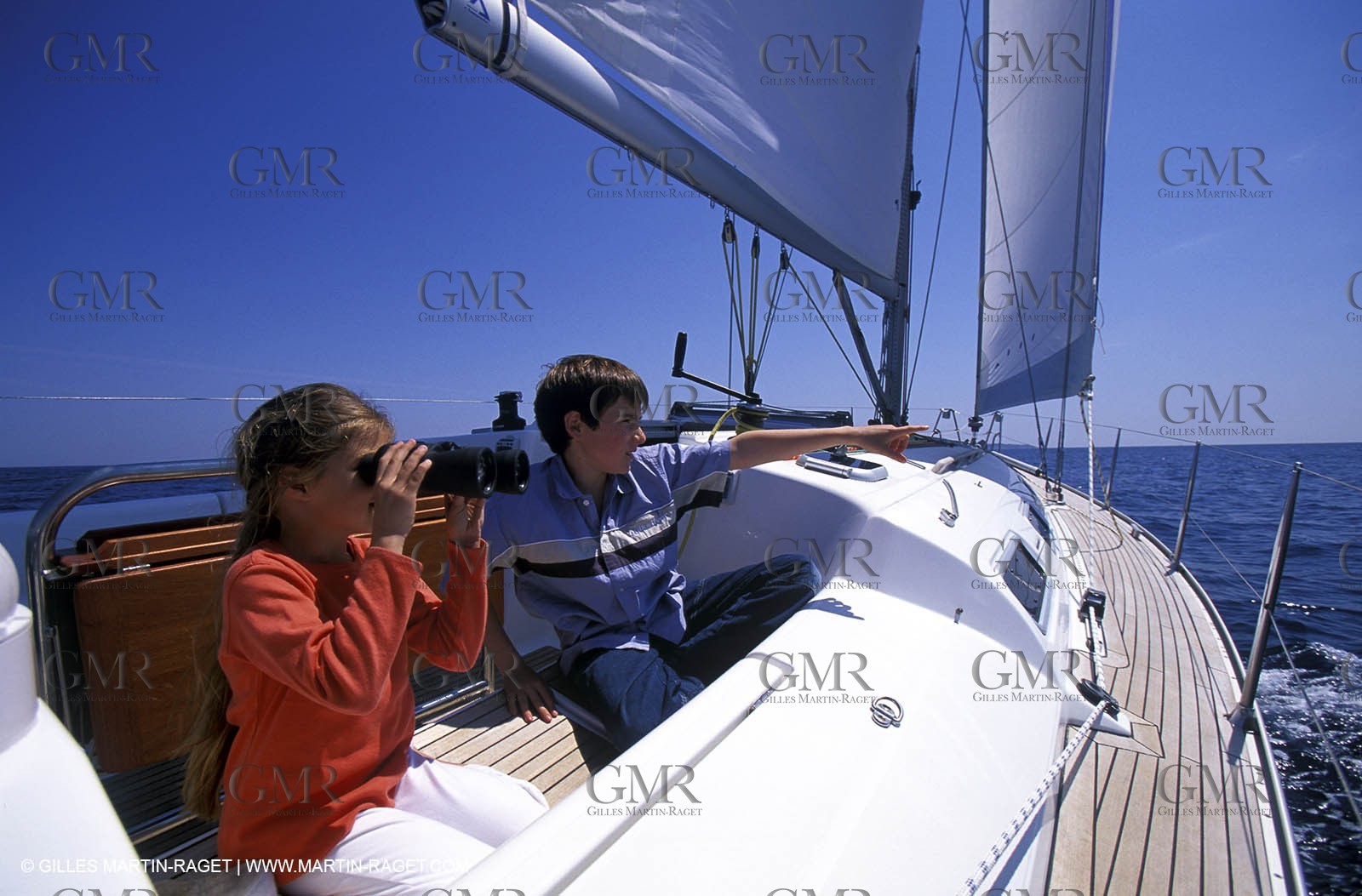Duf385_26.jpg