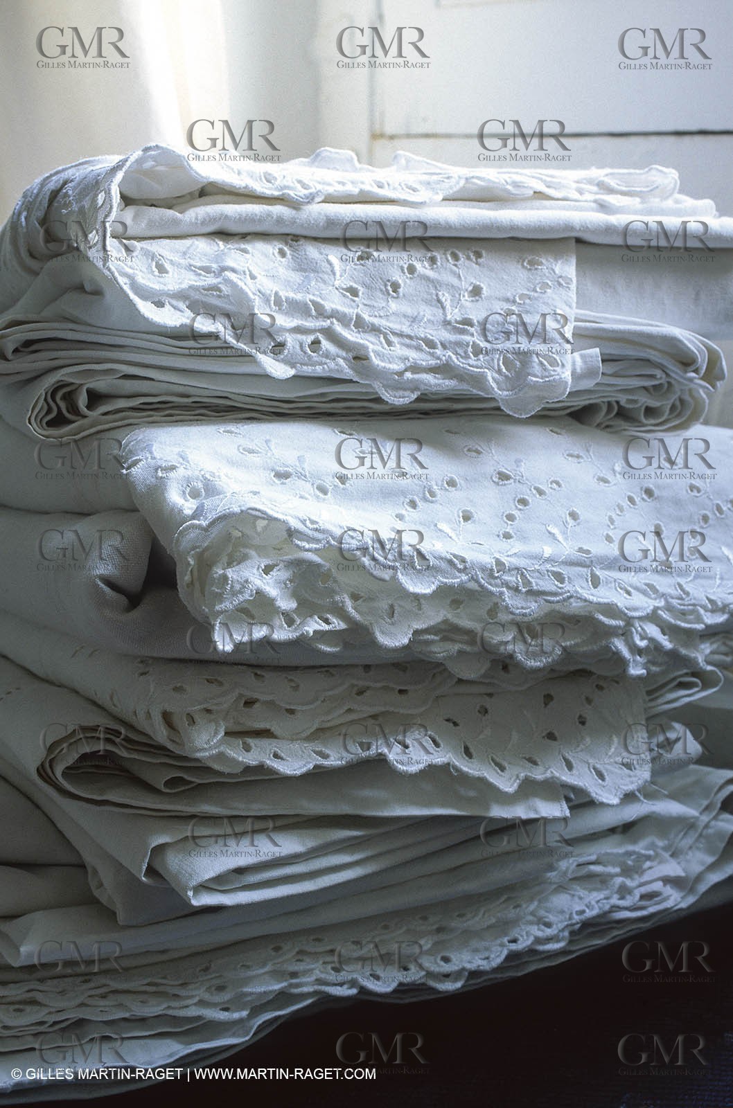 Bouches du Rhône, (FRA,13), Household linen