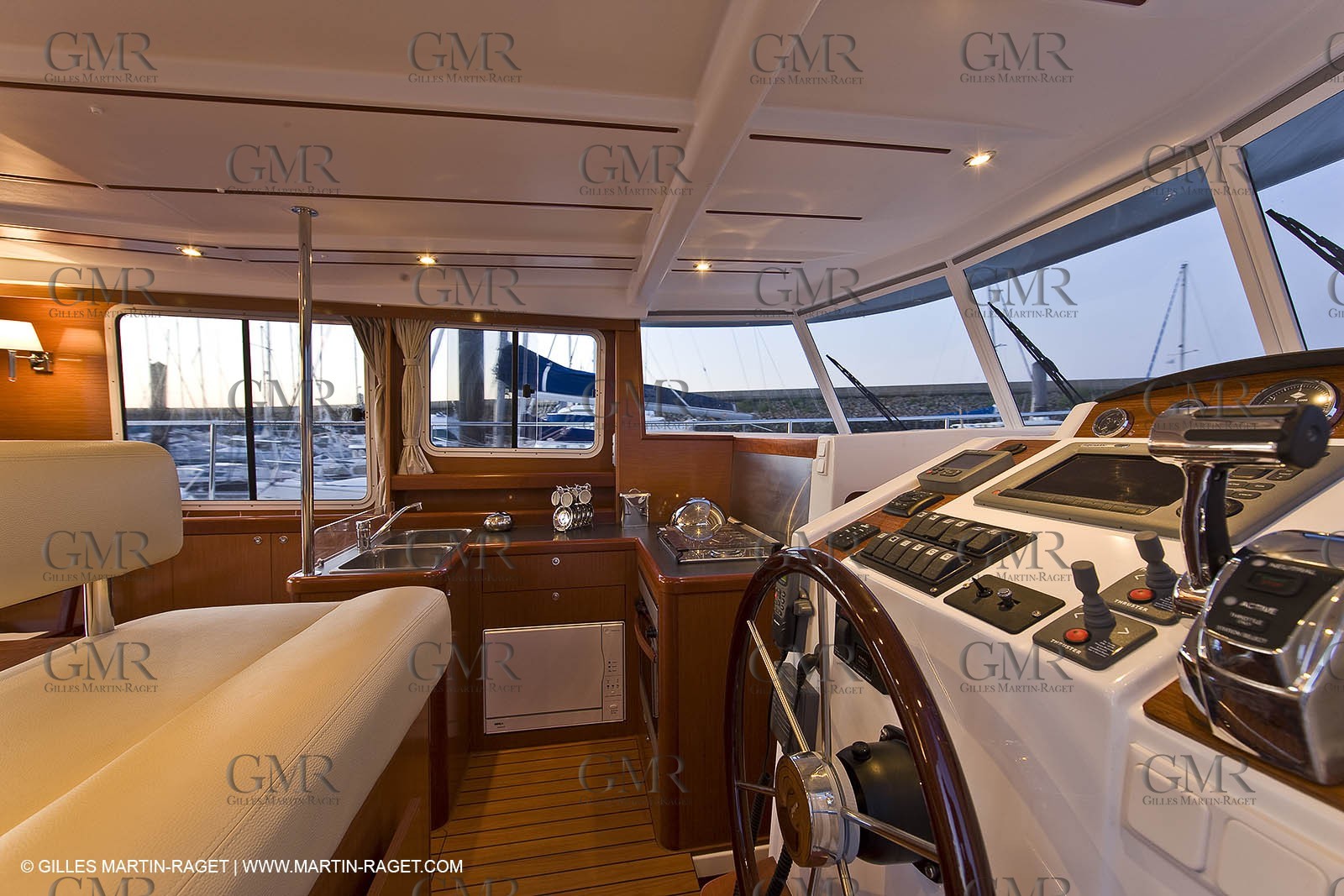 22 06 2009 - Ile d'Yeu (FRA,85) - Chantier Bénéteau - Trawler 34