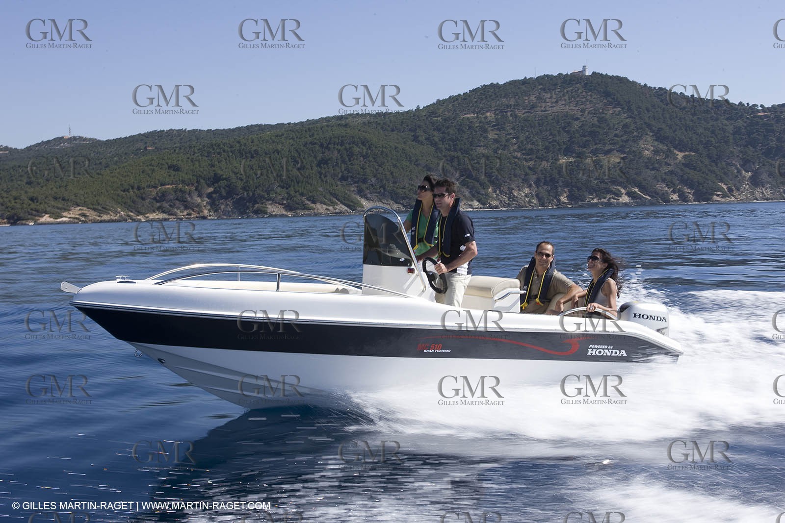 Motor boat running