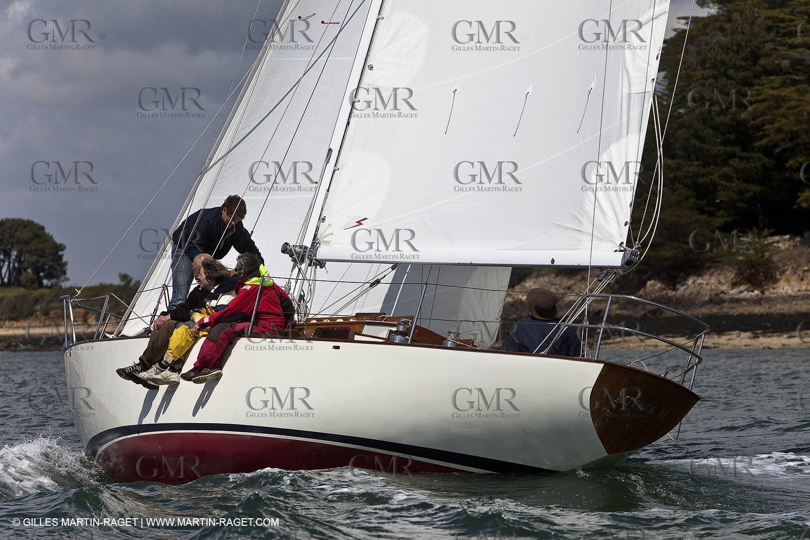 01-05-10 - Le Bono (FRA,56) - Regate Classique -Acteia II - Maica