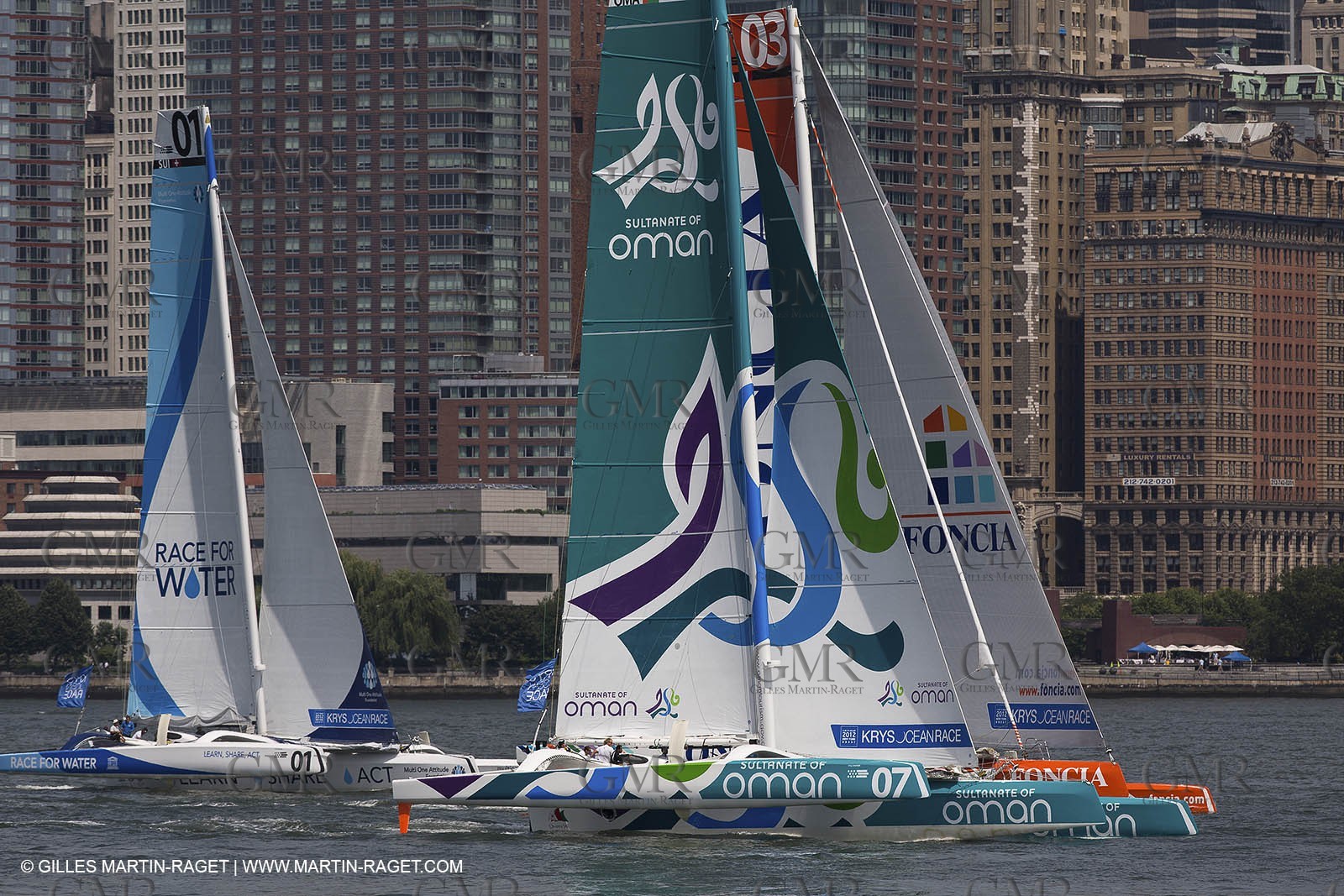 05 07 2012 - New York (USA) - Ocean Krys Race - Speed runs in fornt of NY city