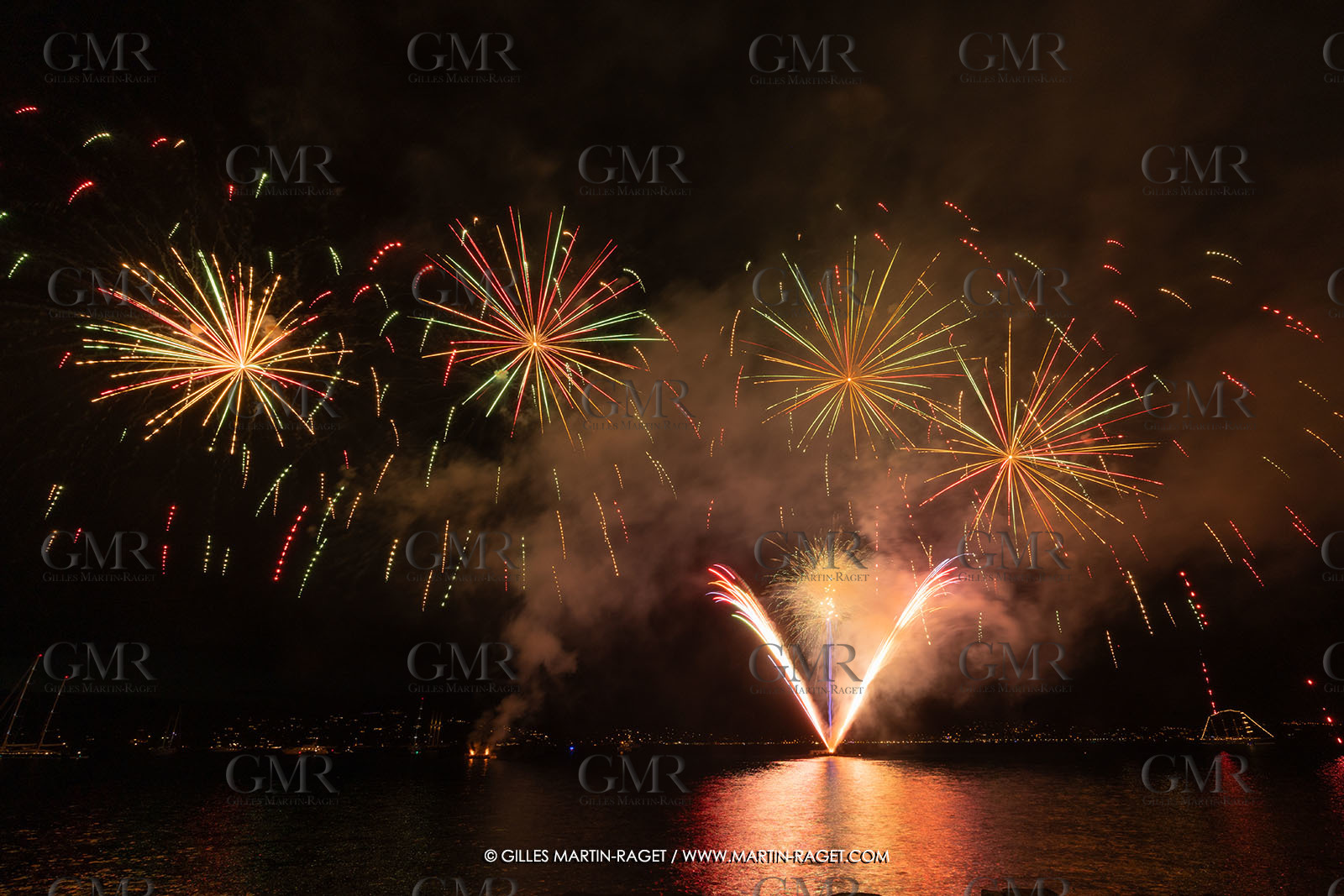 03 10 2025, Saint-Tropez (FRA), LEs VOiles de Saint-Tropez 2025, Race Day 5, crew party