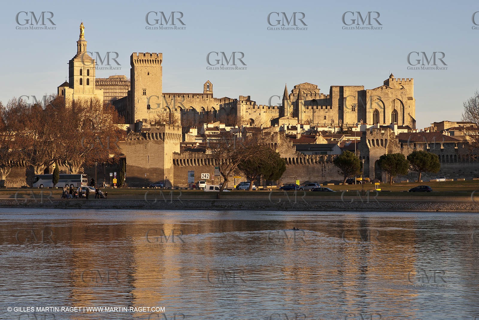 2012,Avignon (FRA,84), Popes palace, Saint Beneze bridge
