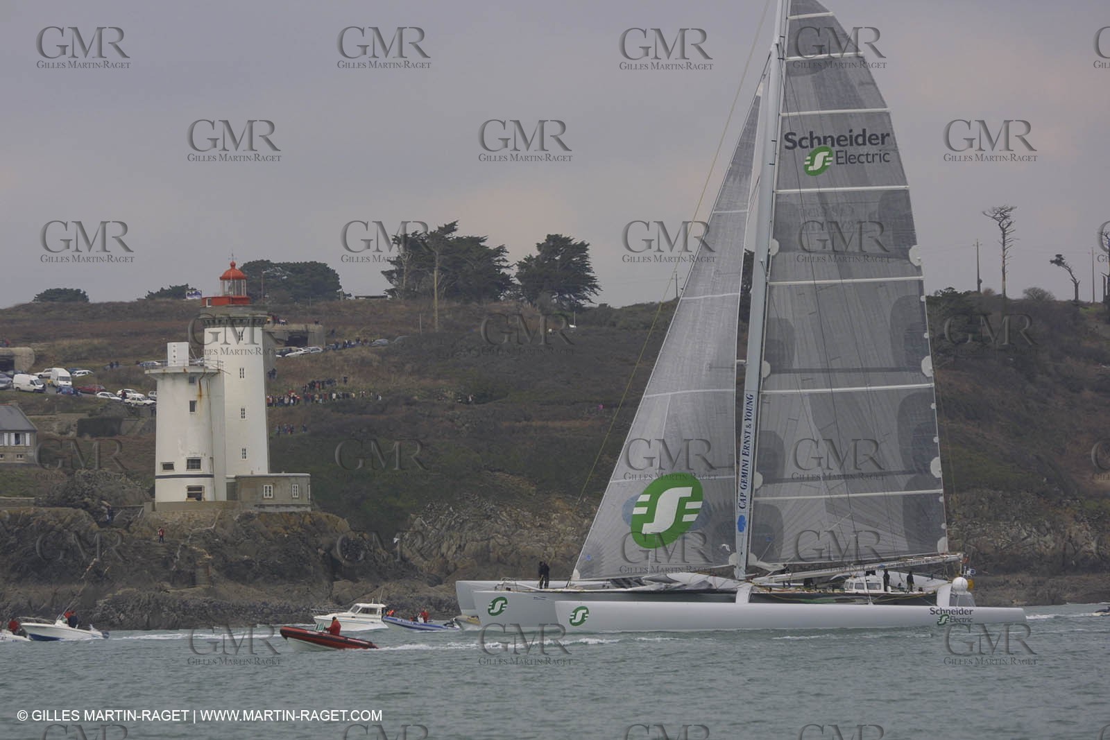 Geronimo - Jules Verne Trophy 2001 start - Brest