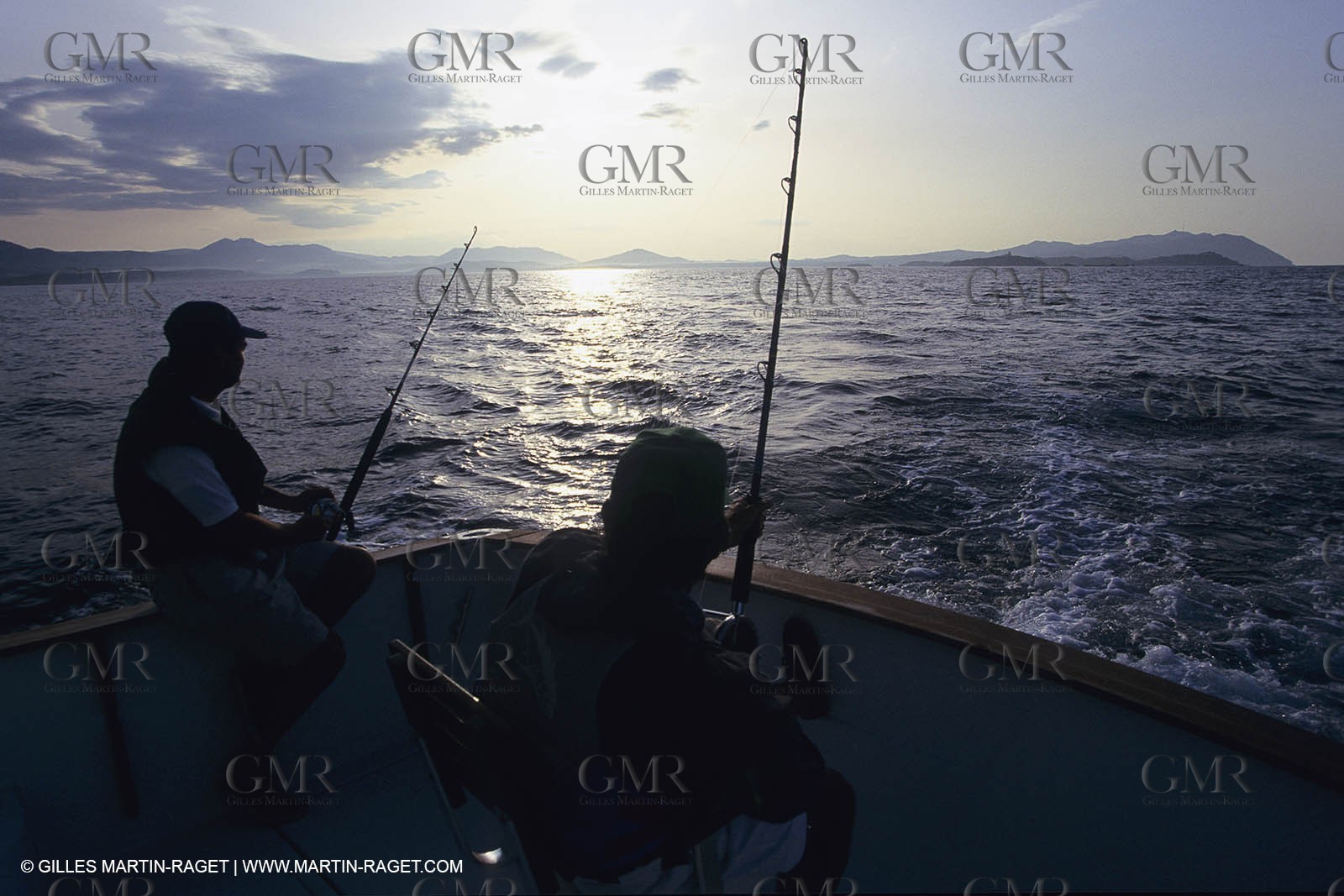 Monde maritime, Pêche, pêcheurs, bateaux de pêche, Marine world, fishing, fishermen, fishing boats