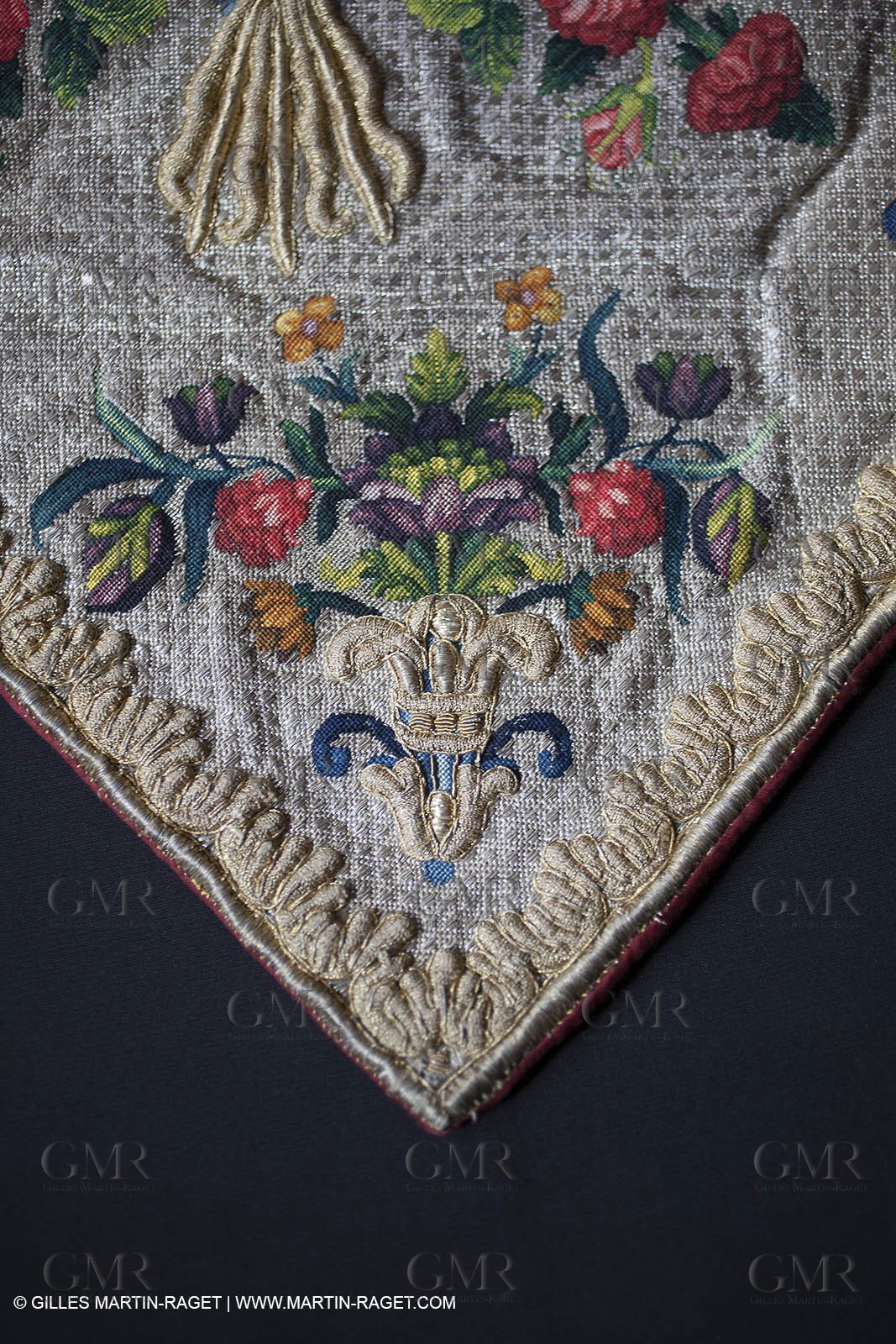 04 02 2013 - Marseille(FRA,13), Notre Dame de la Garde, liturgical clothing