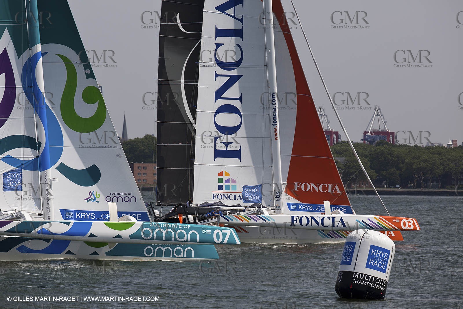 05 07 2012 - New York (USA) - Ocean Krys Race - Speed runs in fornt of NY city