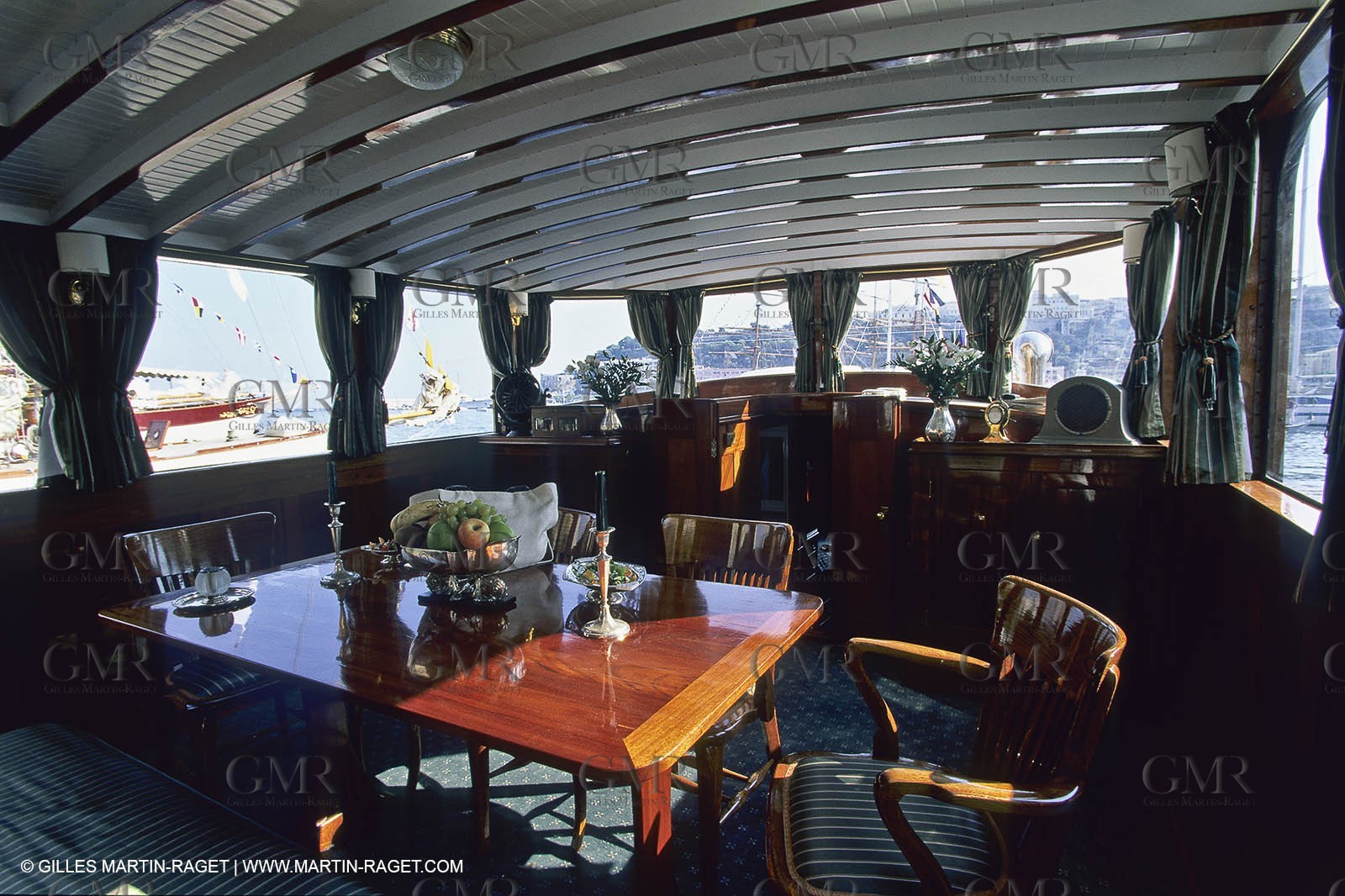 MOTORYACHT Bois150.jpg