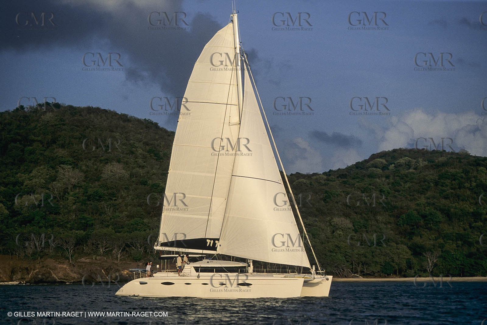 Sailing, cruising, multihull under sail