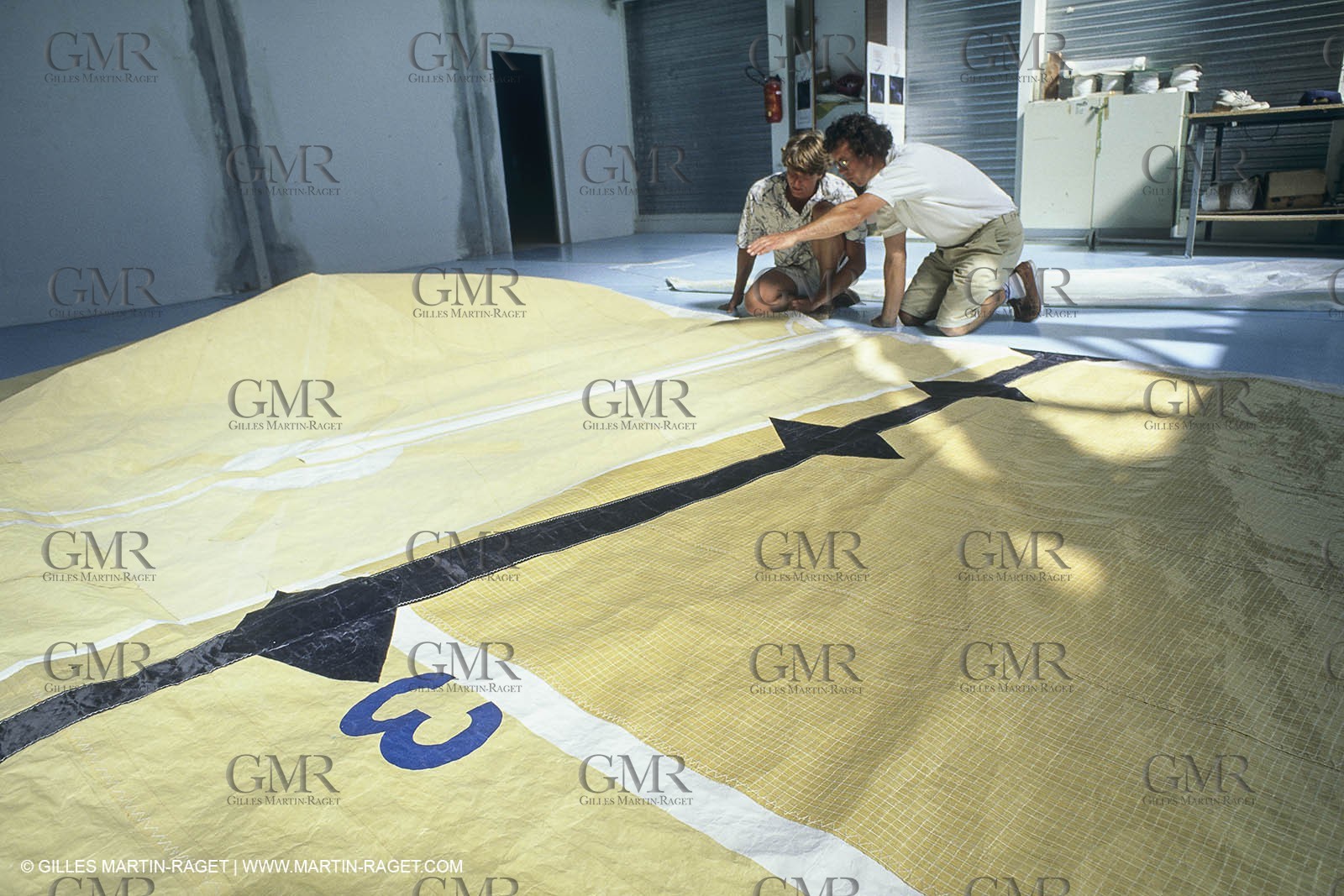 Sailing, cruising, equipment, sailing technique, sails, sail lofts