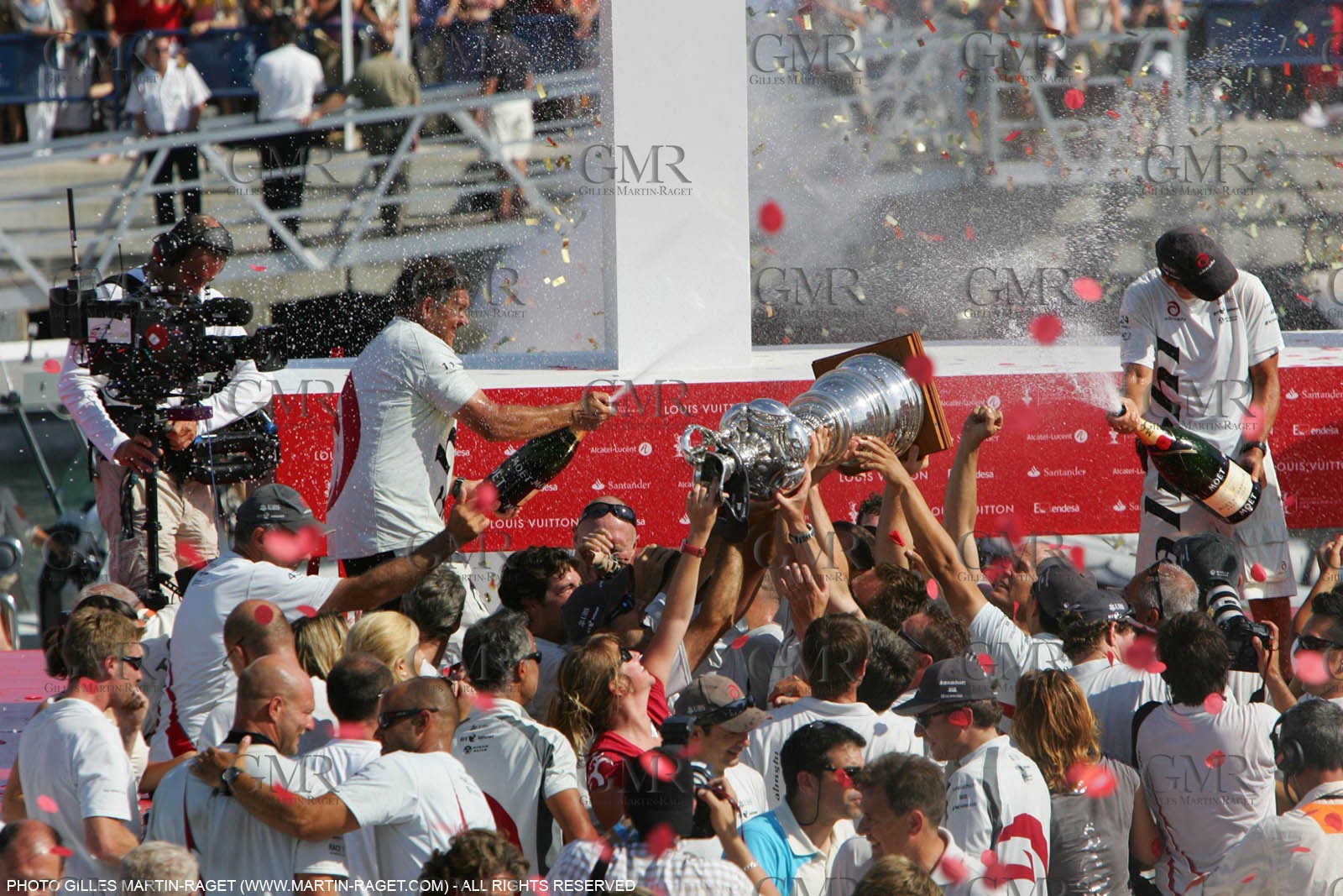 03 07 2007-Valencia (Spain)- 32nd America's Cup - Final Match - Day 8 - Alinghi vs Emirates Team New Zealand