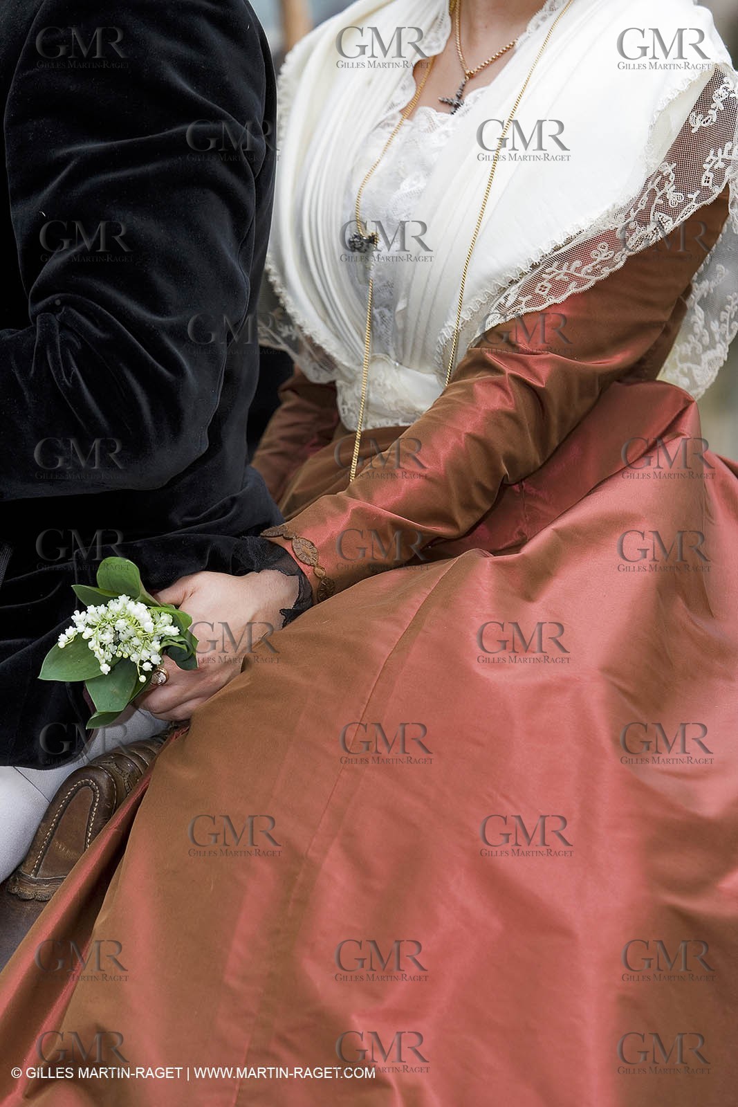Arlésiennes in costume - Gardians (cow-boys) celebration - Arles