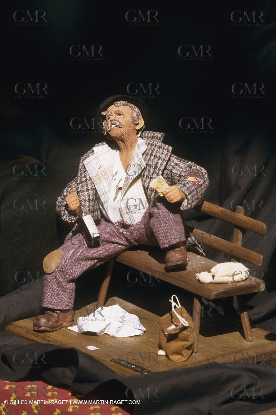 Baux de Provence, Cribs making