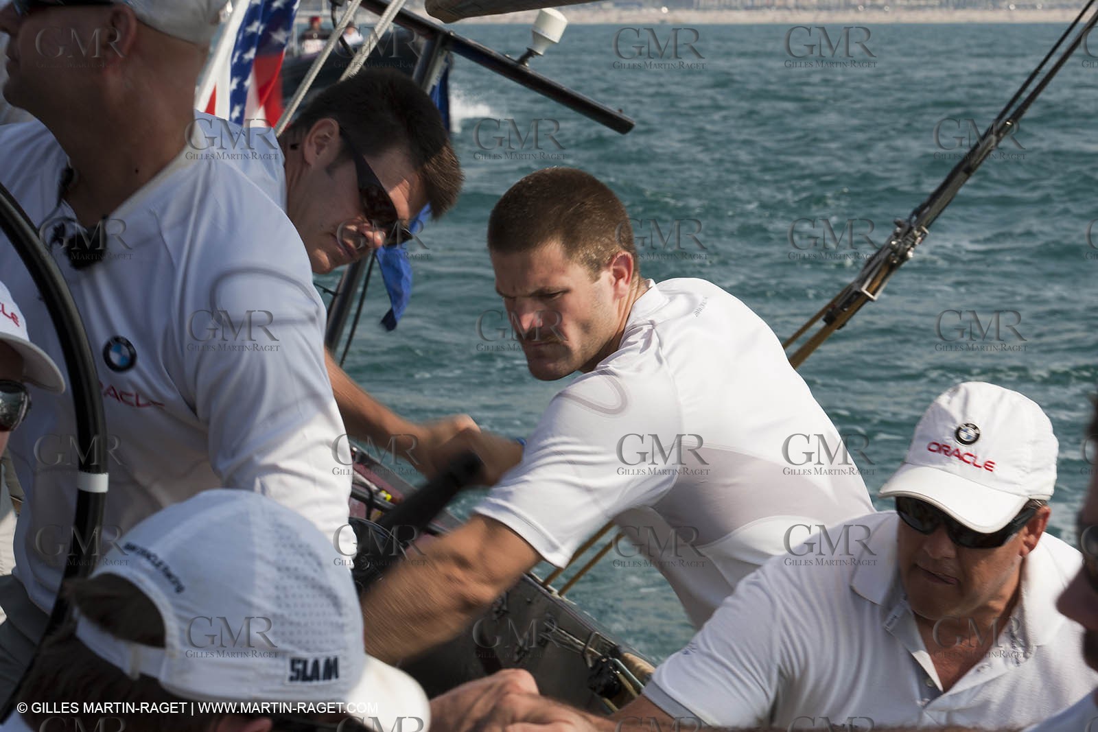 14 11 2010 - Dubai (UAE) - Dubai Louis Vuitton Trophy -  BMW ORACLE Racing - Training - Onboard Vs All 4 one