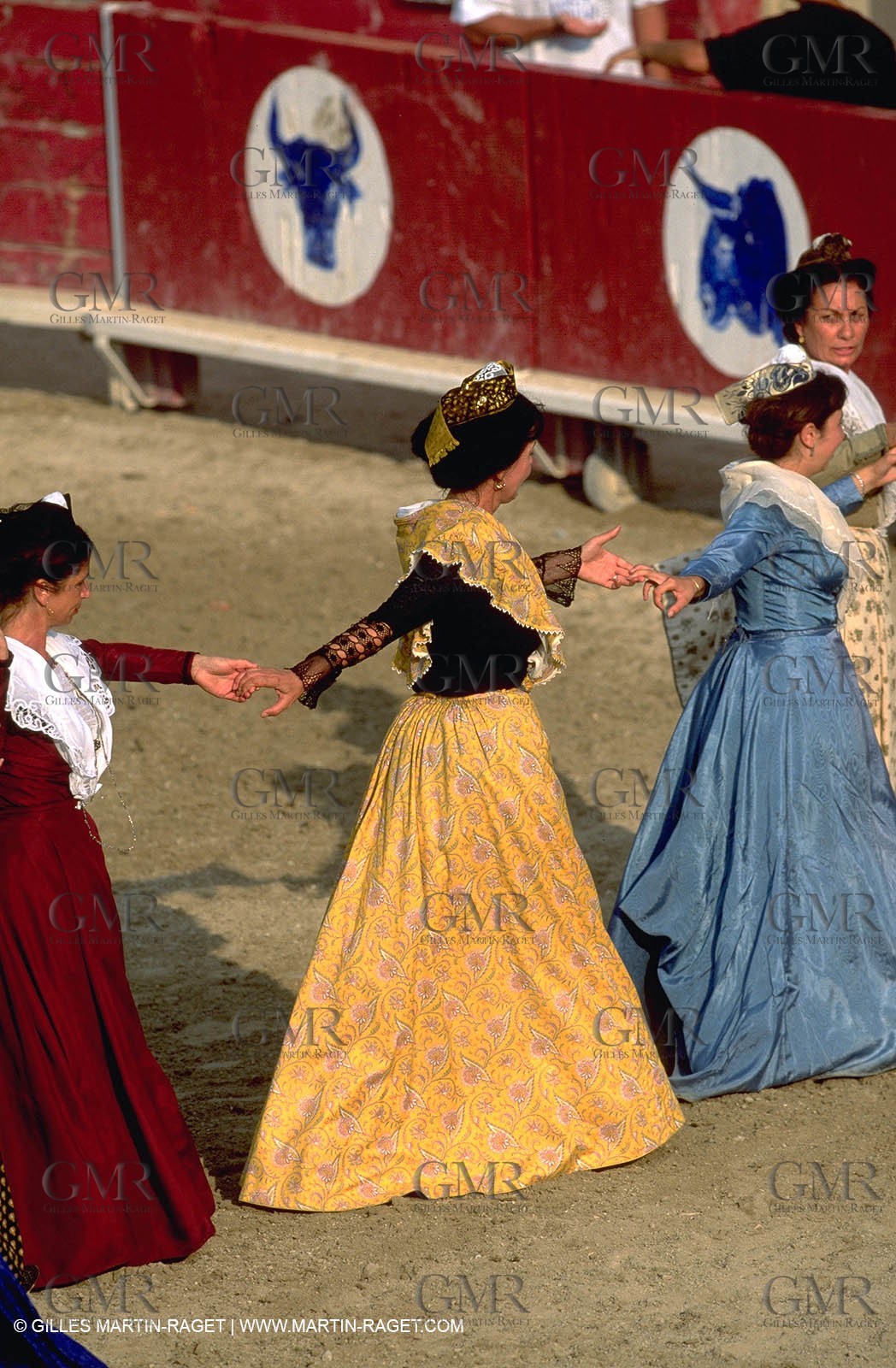 Women of Arles in traditional costume