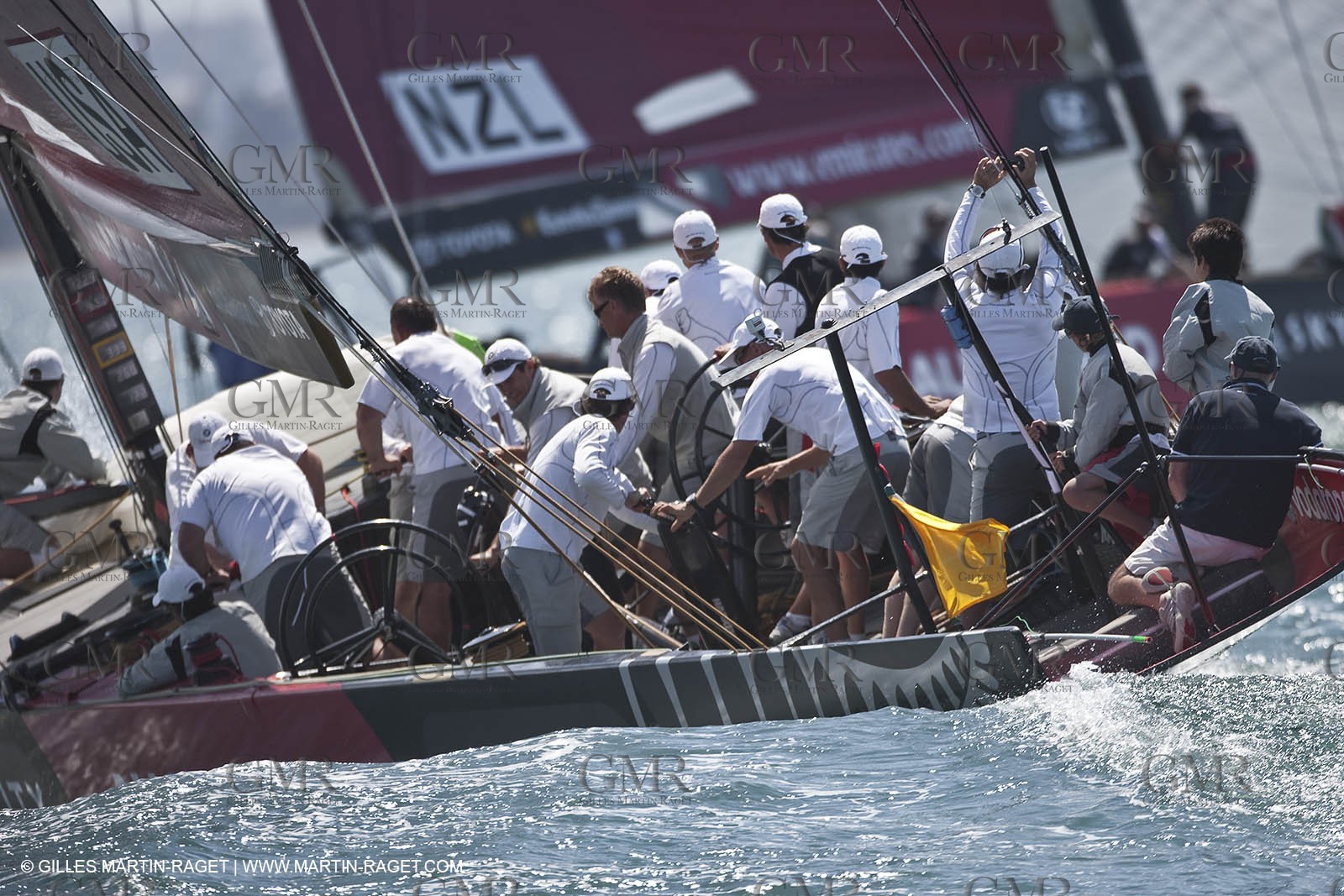 23 01 2009 - Auckland (NZL) -  Louis Vuitton Pacific Series - BMW ORACLE Racing-Tuning up onboard Emirates Team New Zealand yacht