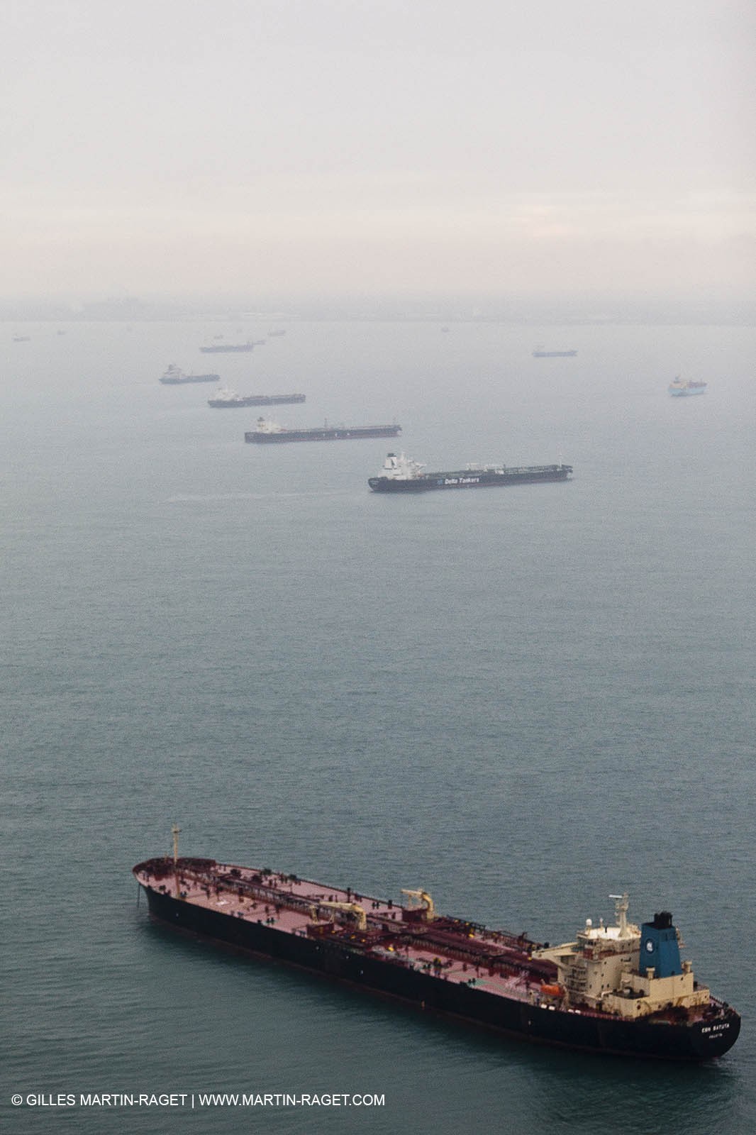 01-11-2010 - FOS (FRA,13) - Grêve du Port Autonome de Marseille - 01 11 2010 - FOS (FRA,13) Commercial Port on strike