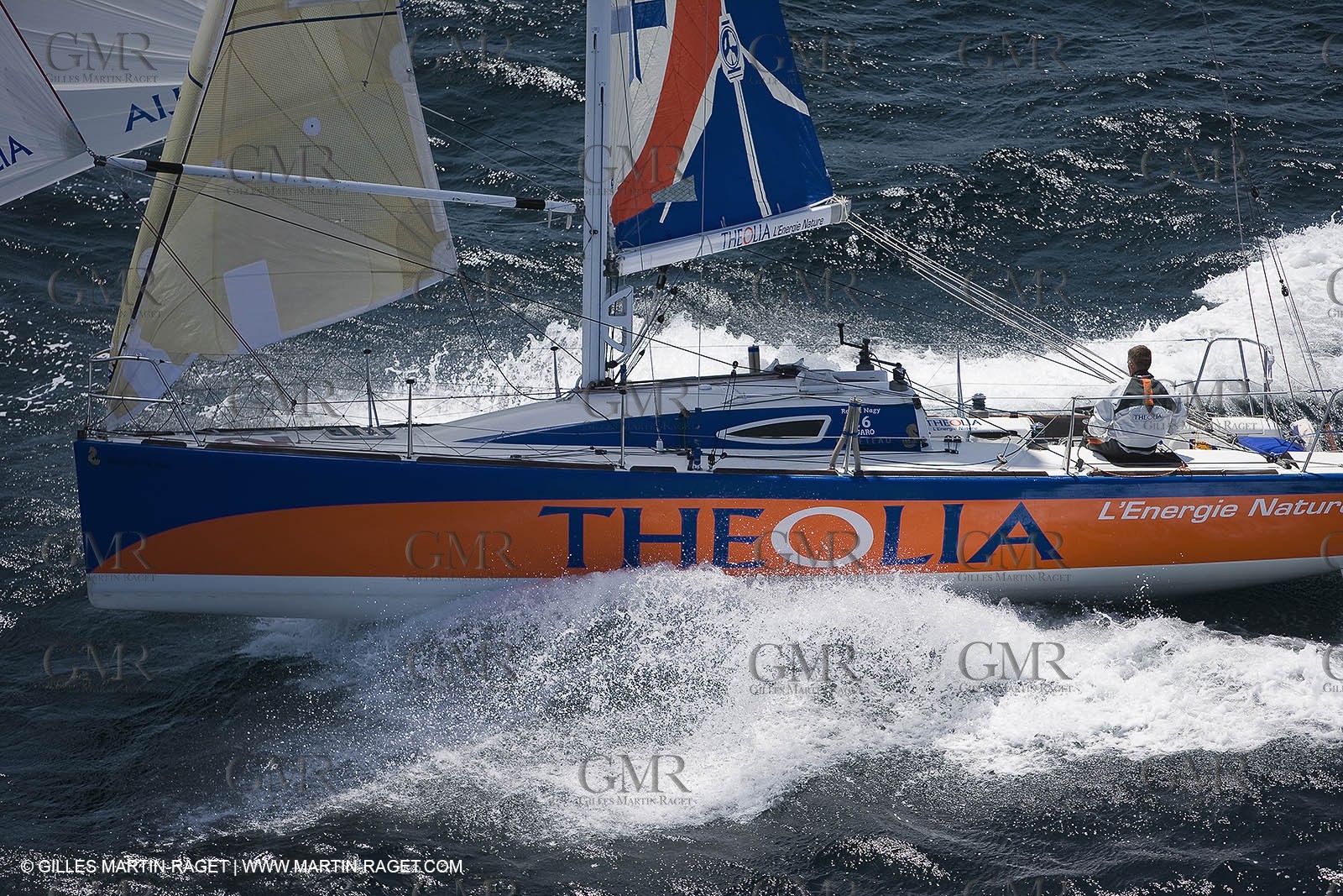 06-26-2007 - FIGARO II - THEOLIA - Skipper : Robert Nagy - Training off Marseille (south France) with strong wind conditions