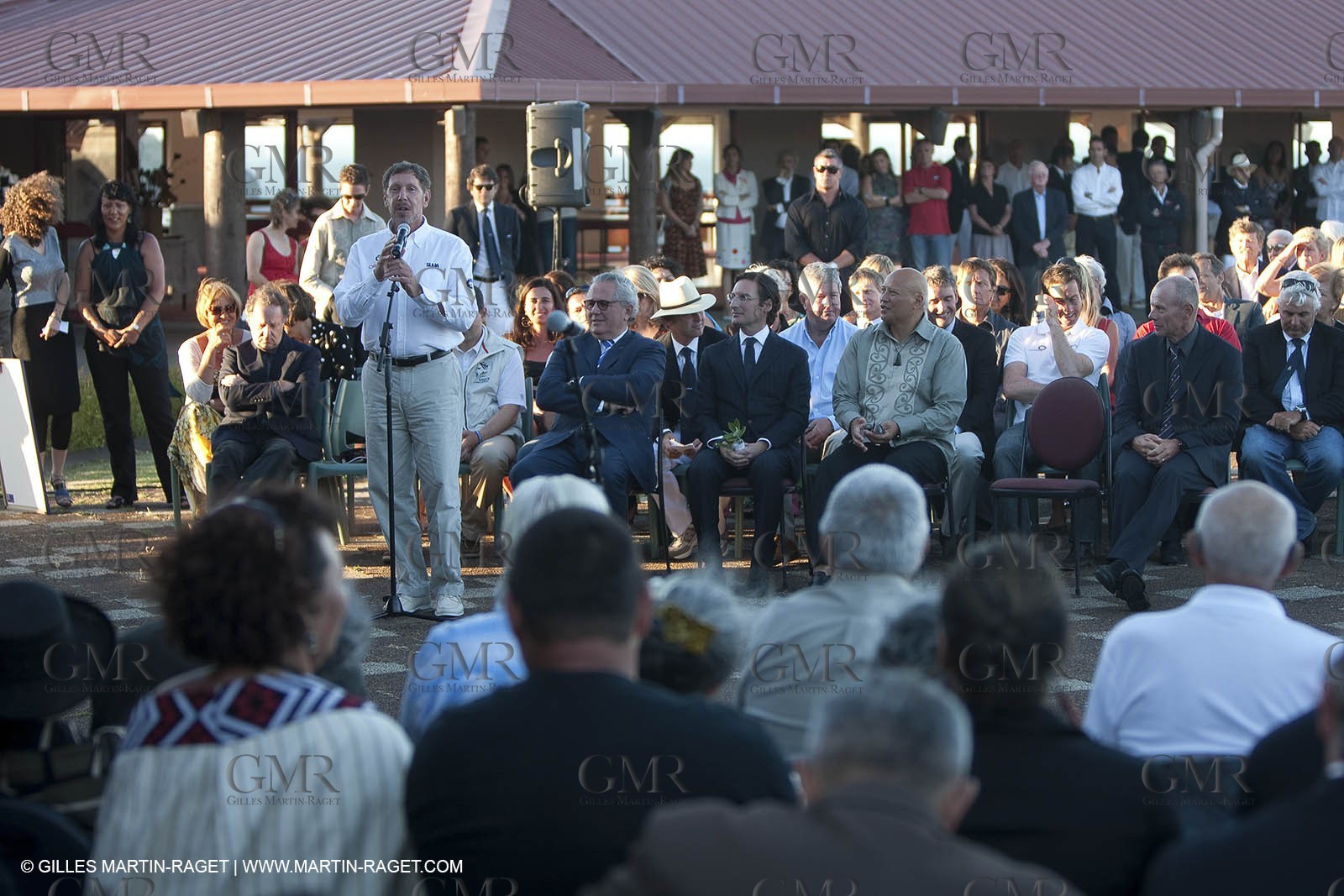 07 02 2009 - Auckland (NZL) -  Louis Vuitton Pacific Series -  Racing Day 7 - Round Robin 2 - Louis Vuitton Party