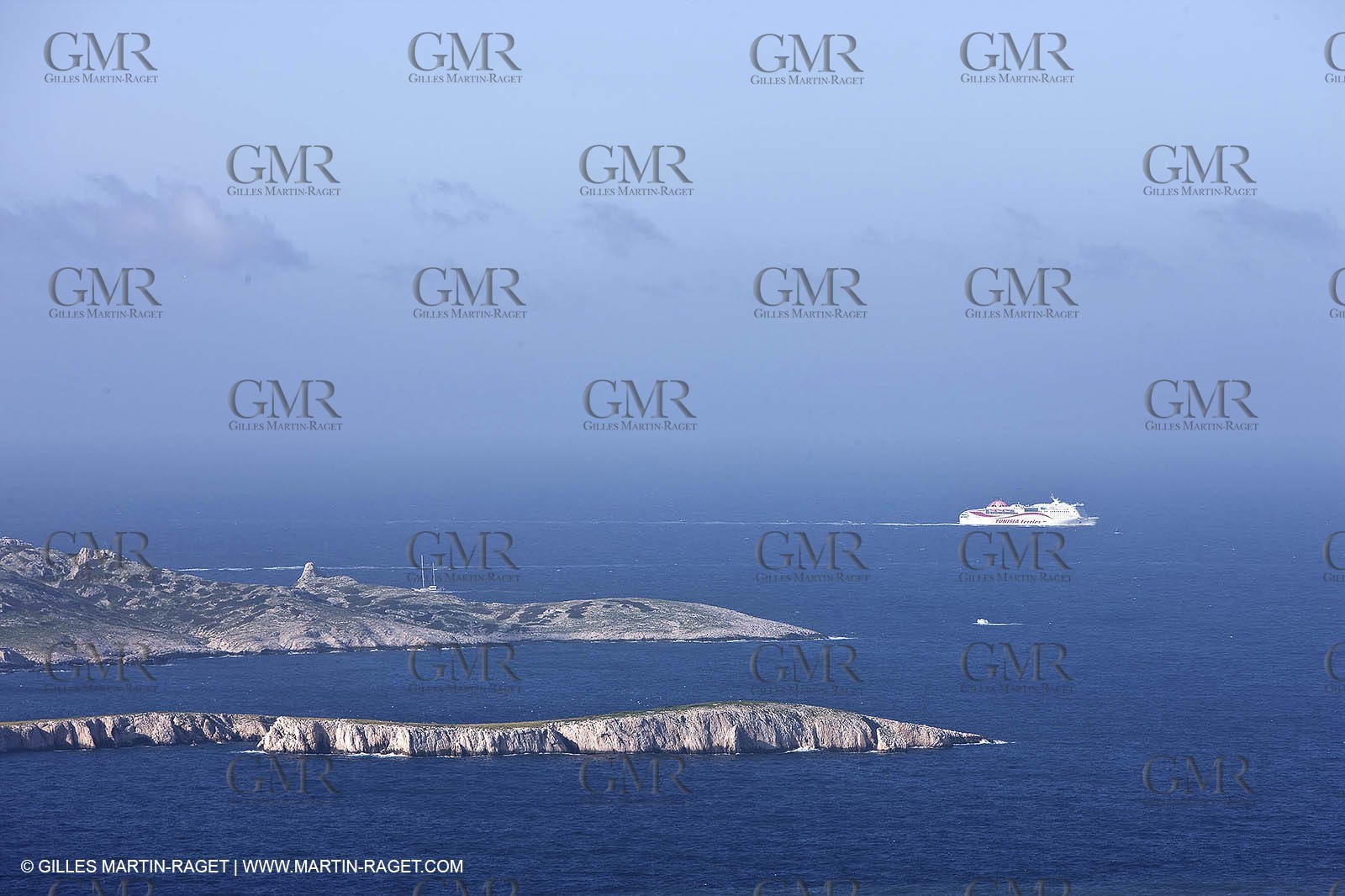 16 04 2009 - Marseille (FRA, 13) - Les Calanques - Ferry off Riou archipelago