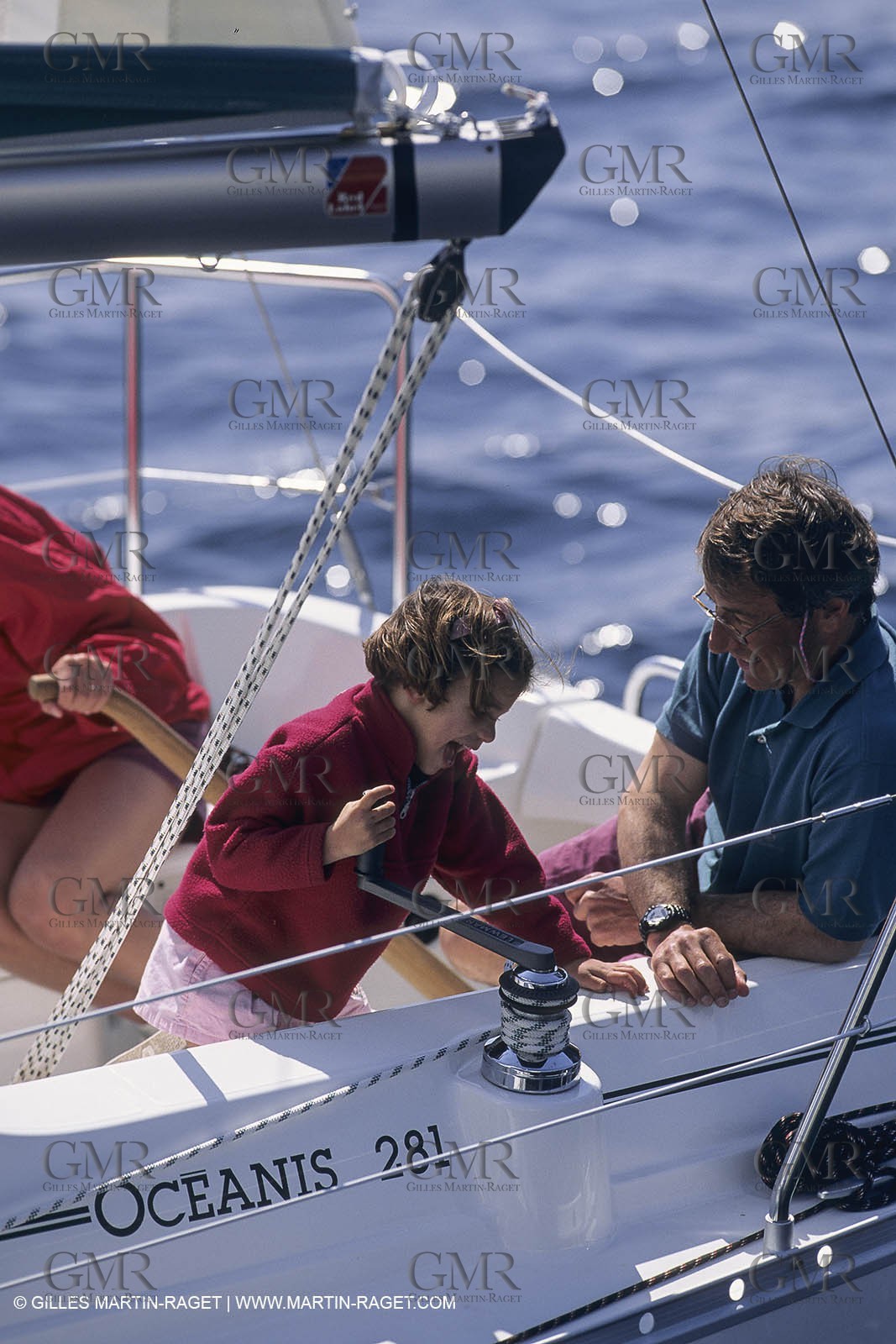 Sailing, cruising, people, children