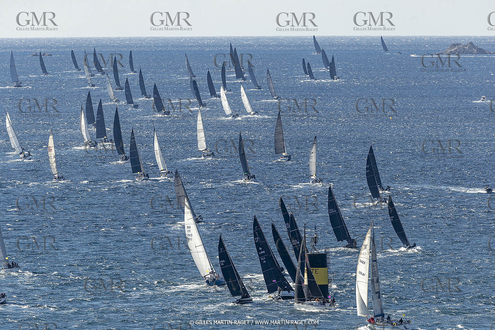 28 09 2022? Saint-Tropez,(FRA,83), Les Voiles de Saint-Tropez 2022 Régate N° 2 poup les modernes, navigation libre pour les grandes goélettes