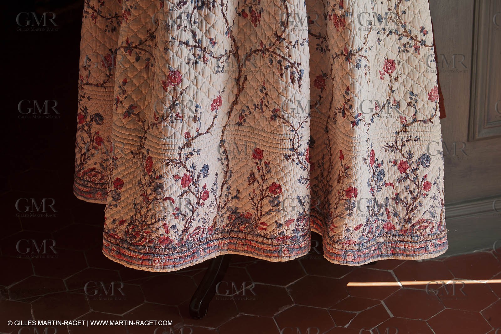 30 06 2011 - Toulon (FRA,83) - Villa Rosemaine - Indiennes sublimes exhibition