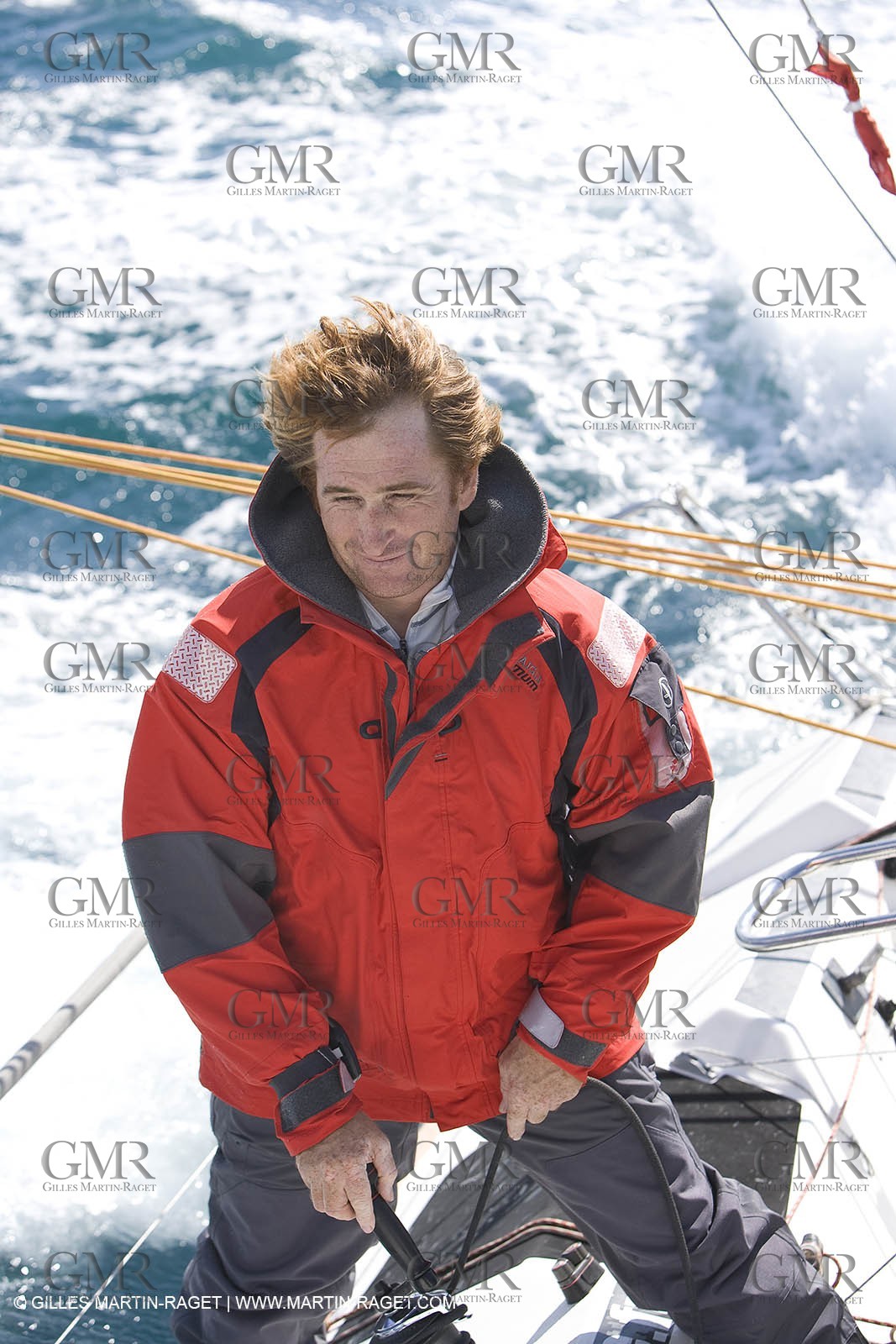 28 09 2007 - Marseille (FRA, 13) - Aigle Marine weather clothing showed in action by salors Marc Emig et Luce Molinier