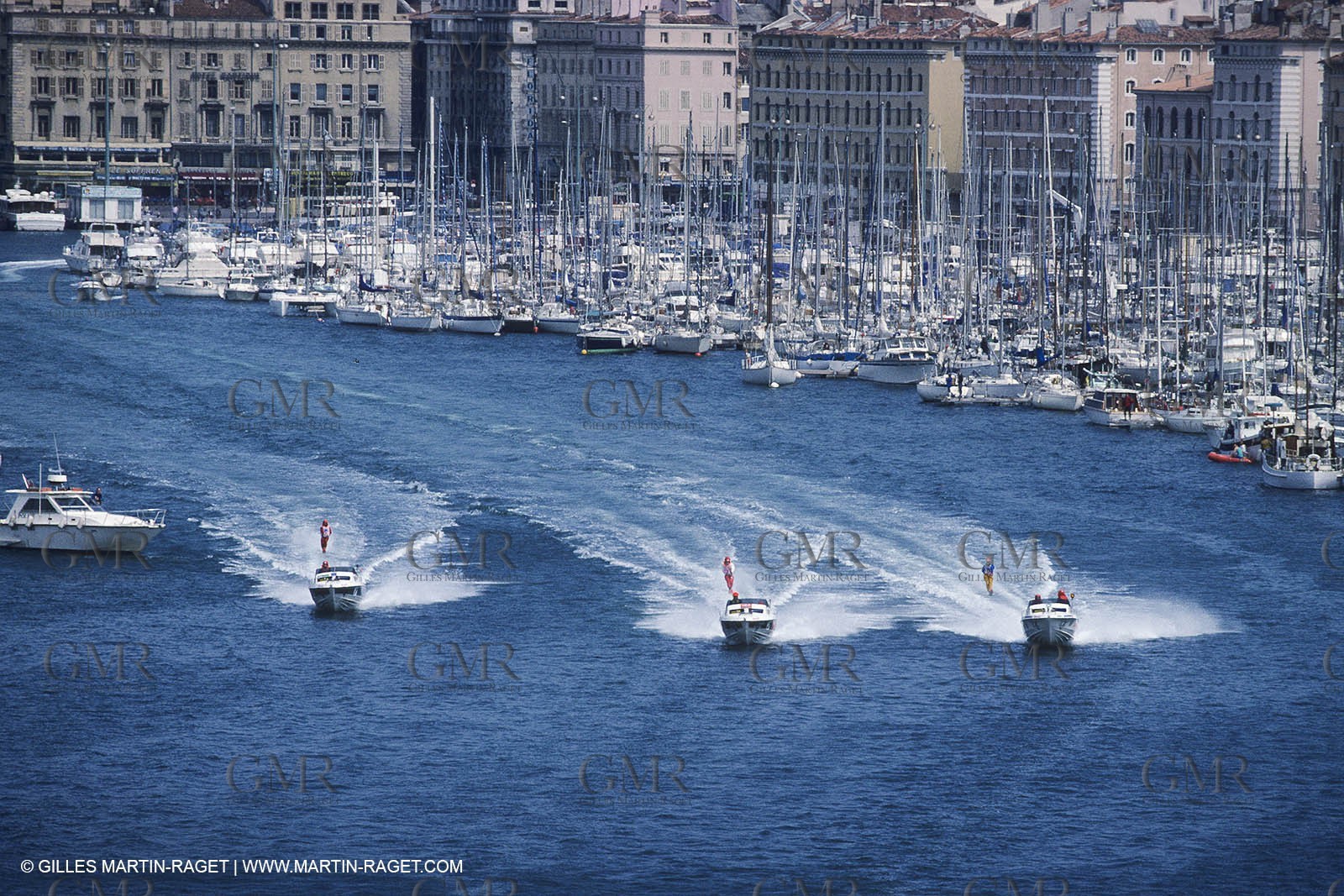 Watersports, waterskiing, ski nautique, wakeboarding,