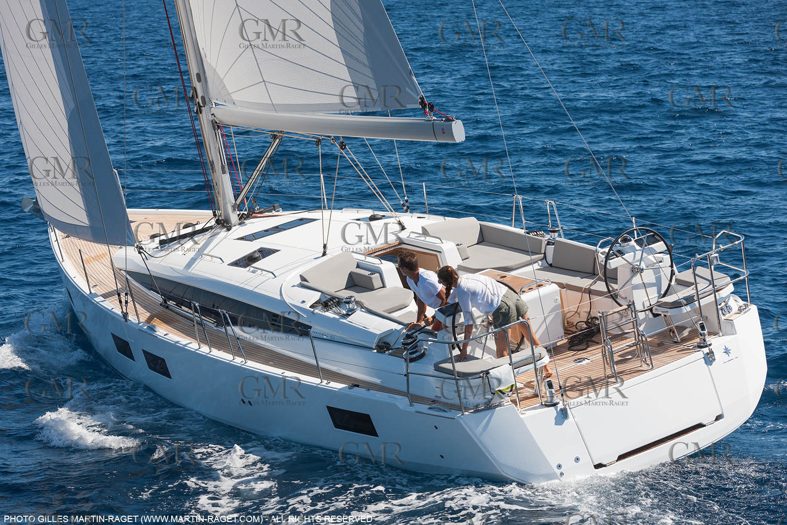 28 08 2016, Hyères (FRA,83), Chantier Jeanneau, Jeanneau Yacht 51