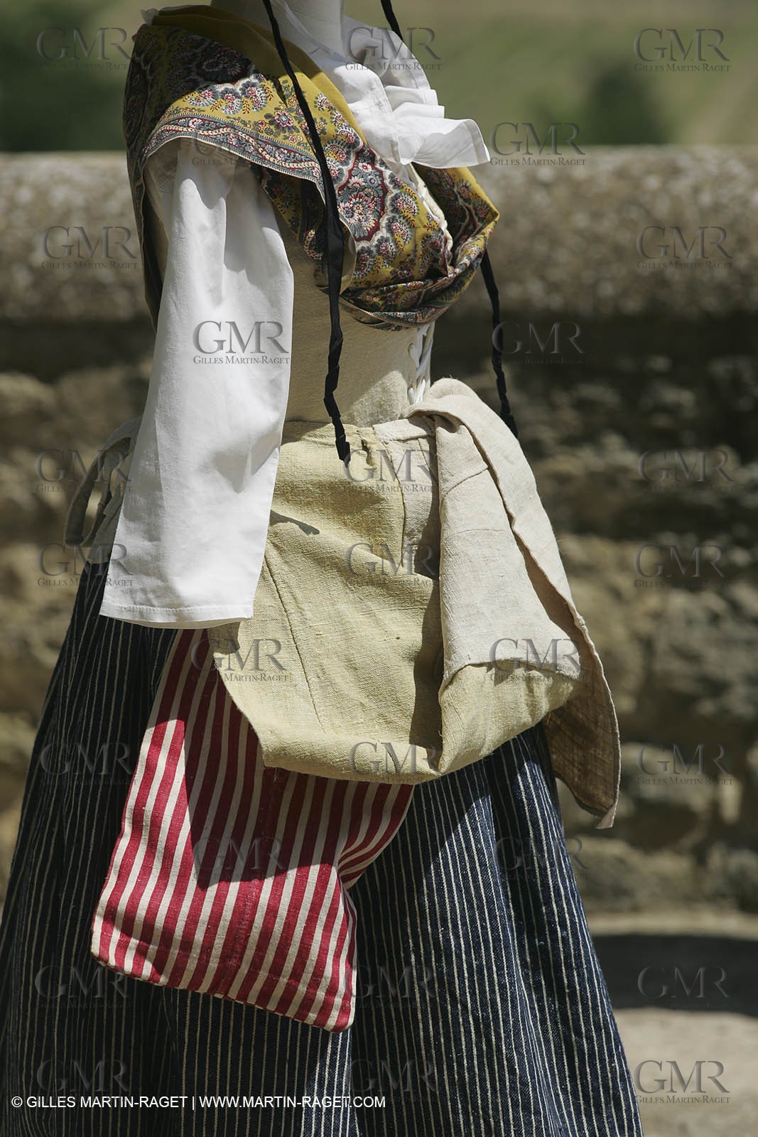 May 2004 - La Tour d'Aigues (FRA, 84) - Old costumes for women of the South exhibition