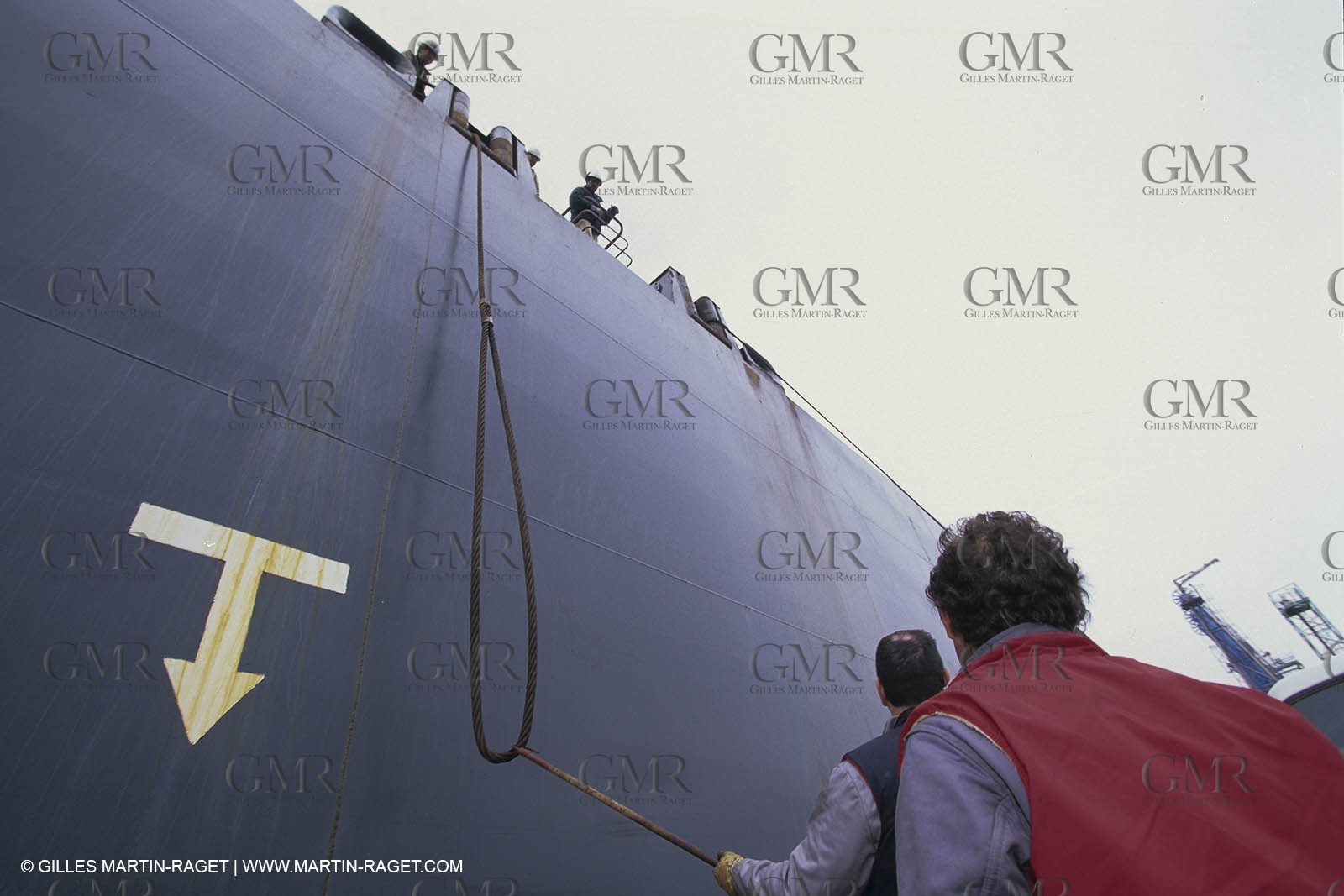 Monde maritime, opérations porturaires, ports, manoeuvres, marine world, harbour operations, maritime shipping,