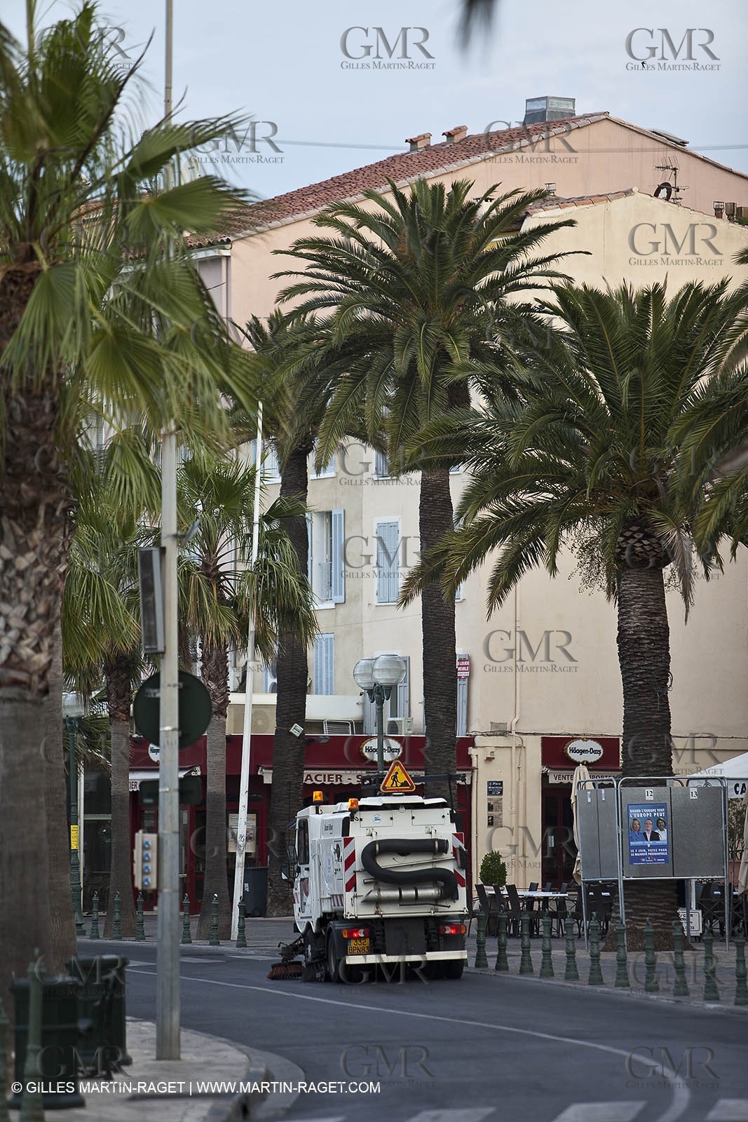 06 06 09 - Sanaray Sur Mer (FRA,83)