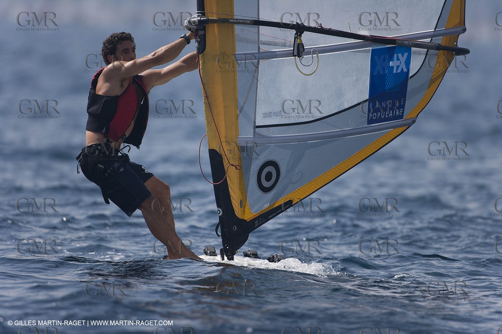 25 04 2007 - 2007 Semaine Olympique Française - Hyères (South of France) - Day 4 - Team France - RS:X - Samuel Launay