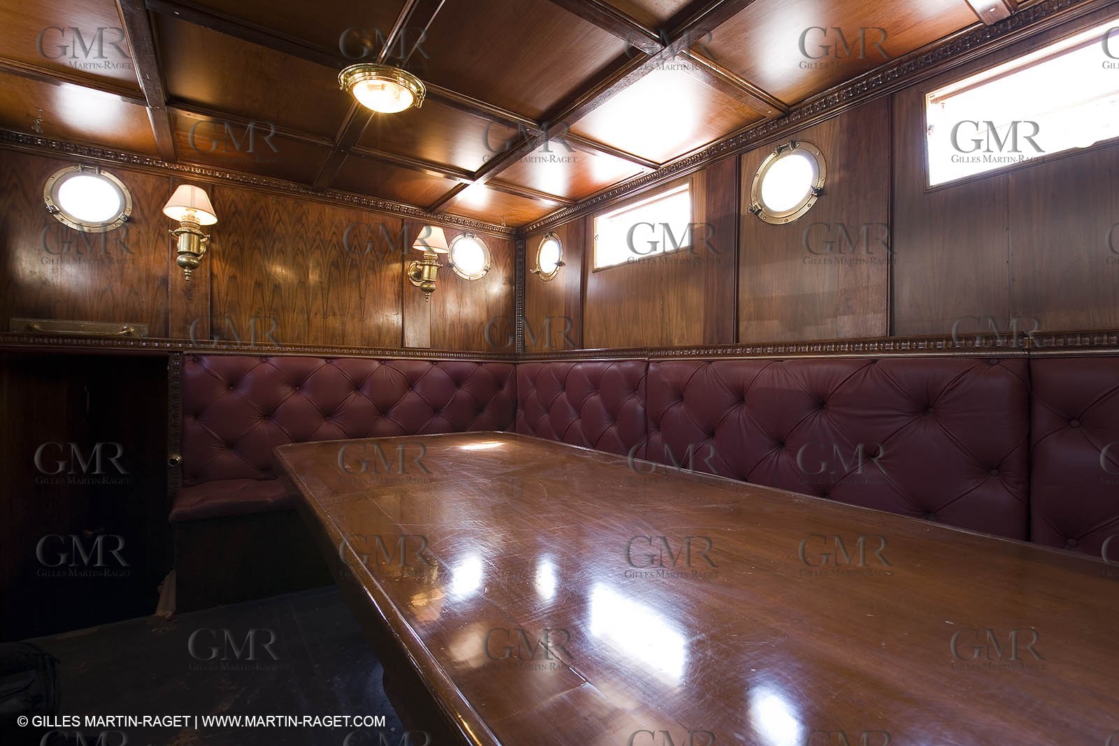 18-05-07 - Monaco - Zaca - Interiors