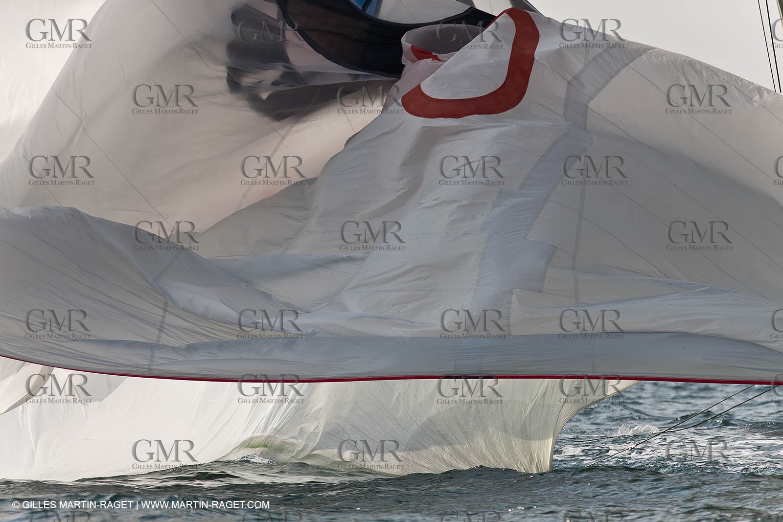 23 11 2010 - Dubai (UAE) - Dubai Louis Vuitton Trophy -  Round 2 - BMW ORACLE Racing Vs Mascalzone Latino