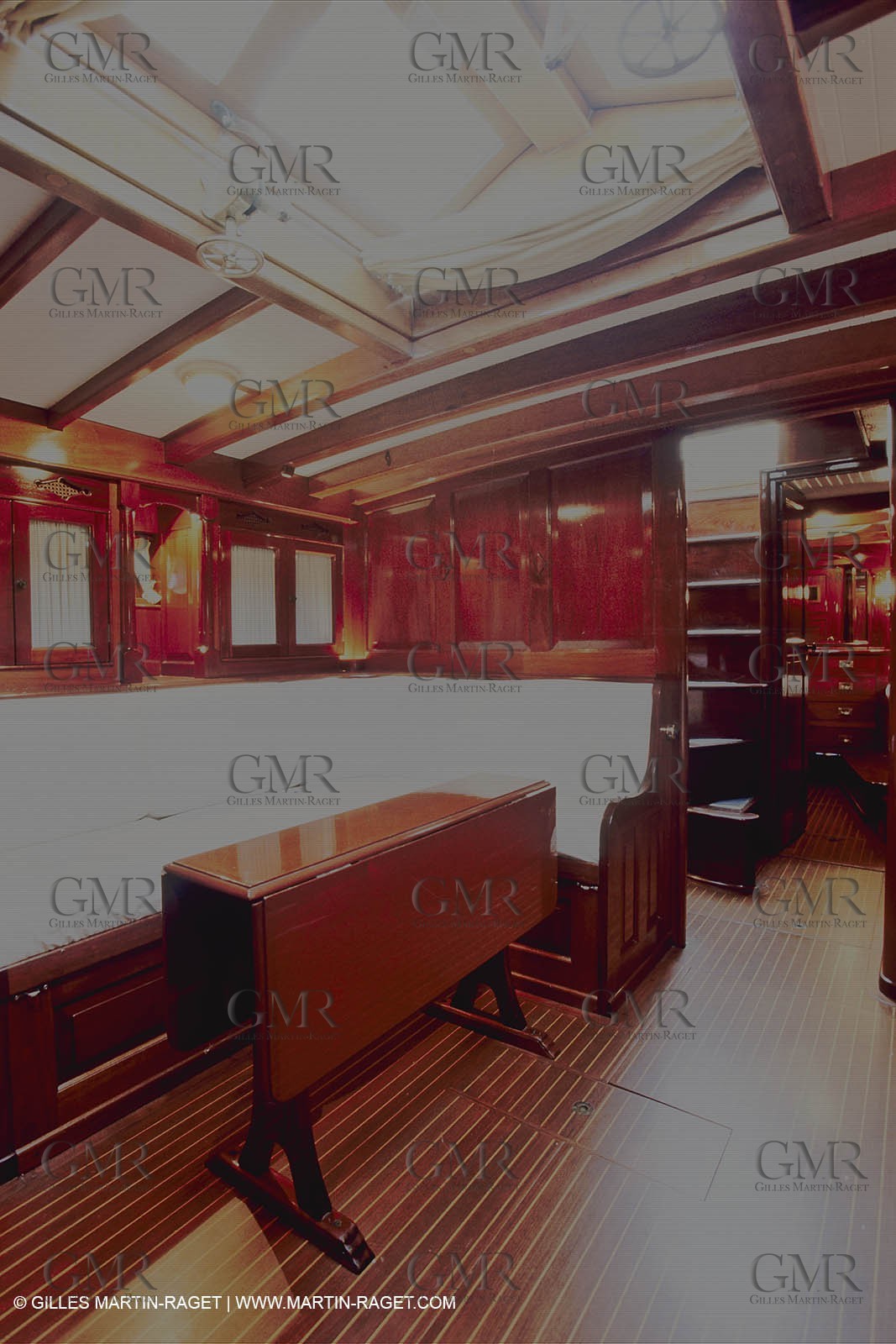 Classic yachts - Karenita