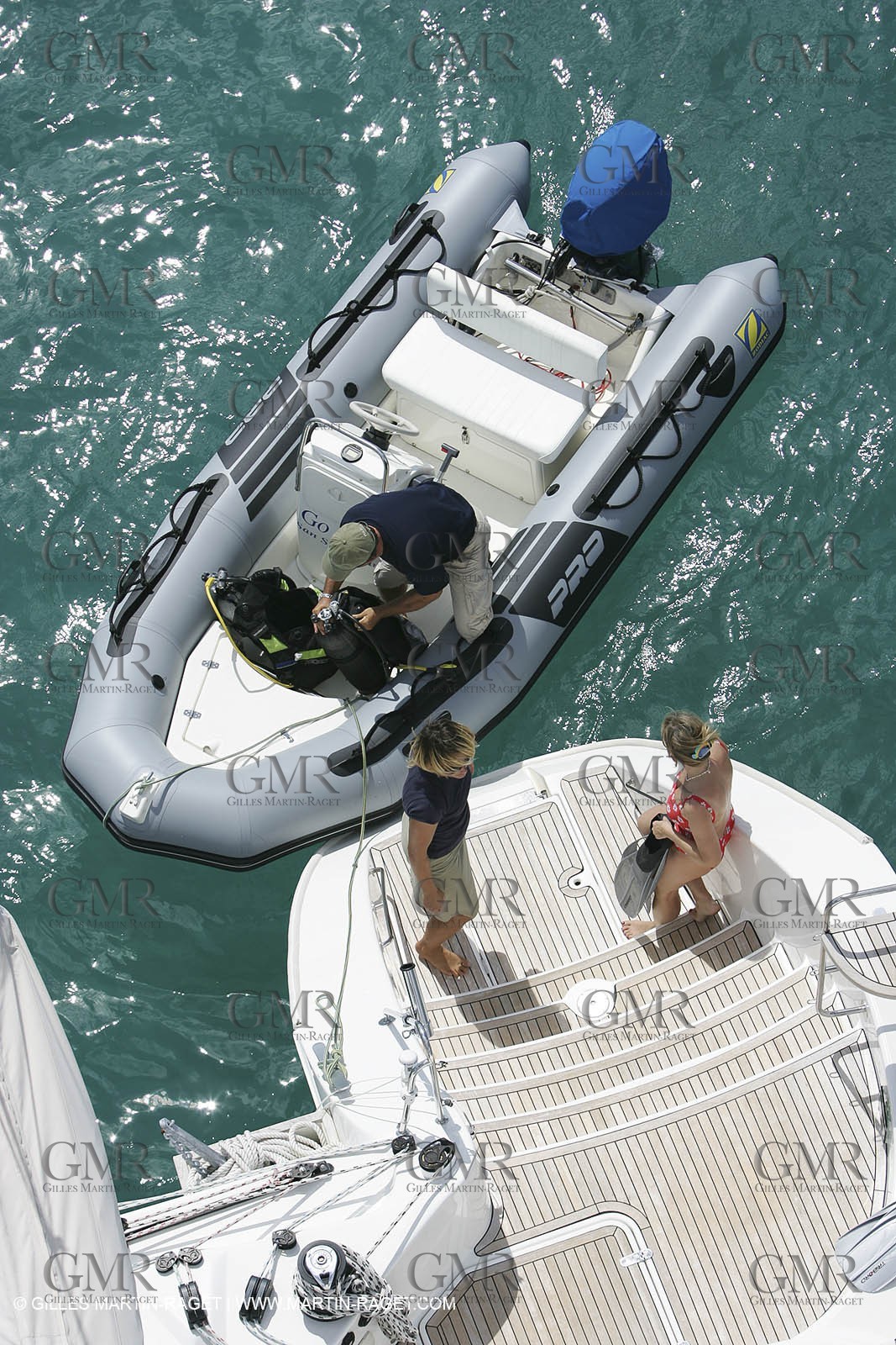 Privilege 585 - Go Free - Martinique Semi-rigides