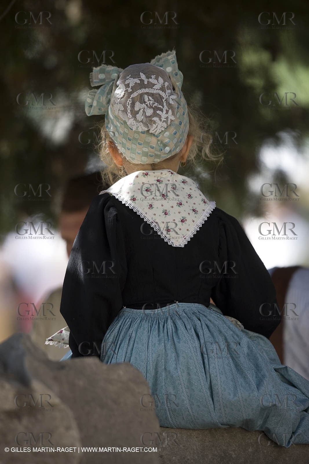 06 07 08 - Arles (FRA, 13) - Traditional costume of Arles fest