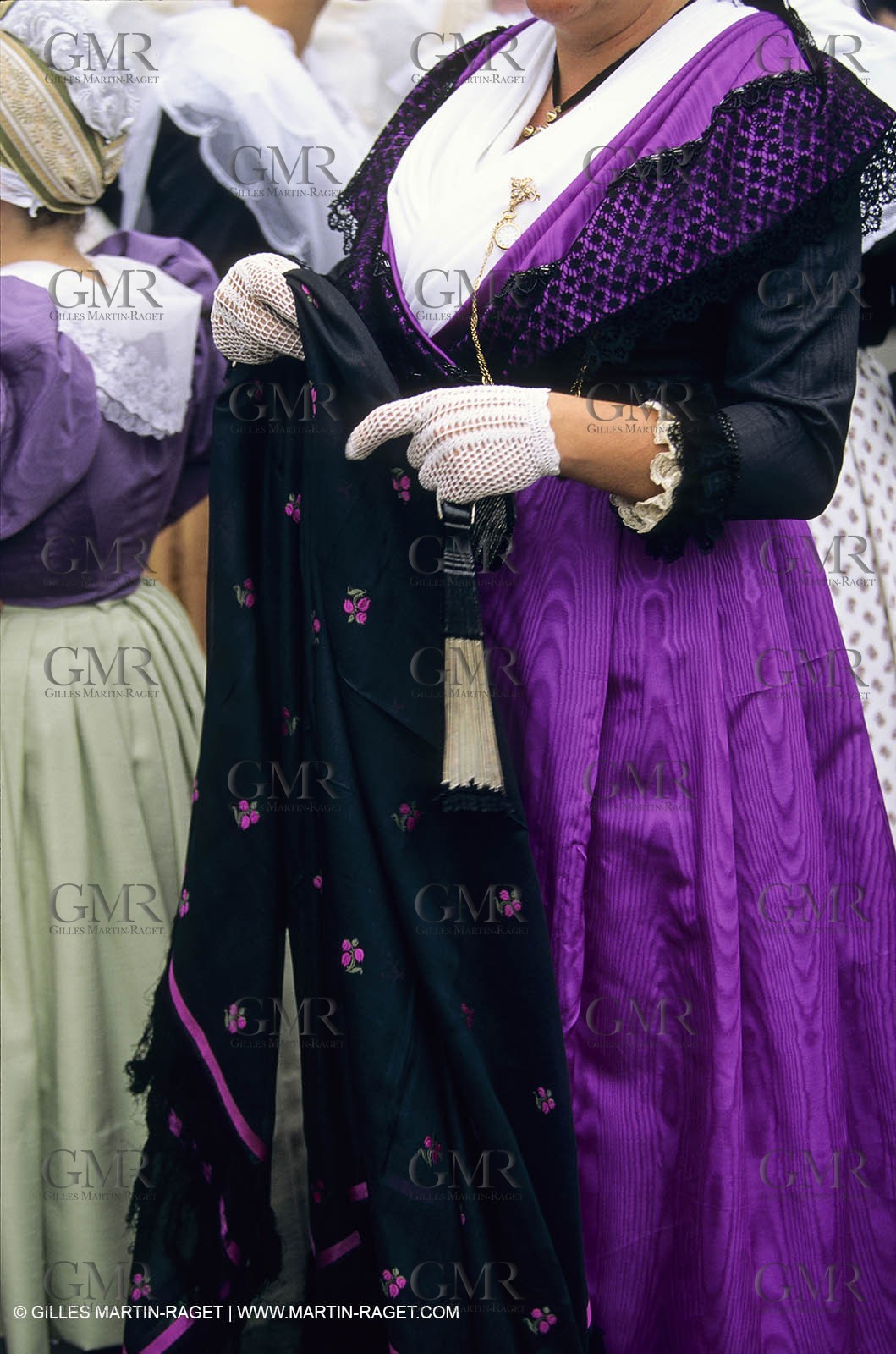 Arles (FRA,13) - Costume from Arles Fest