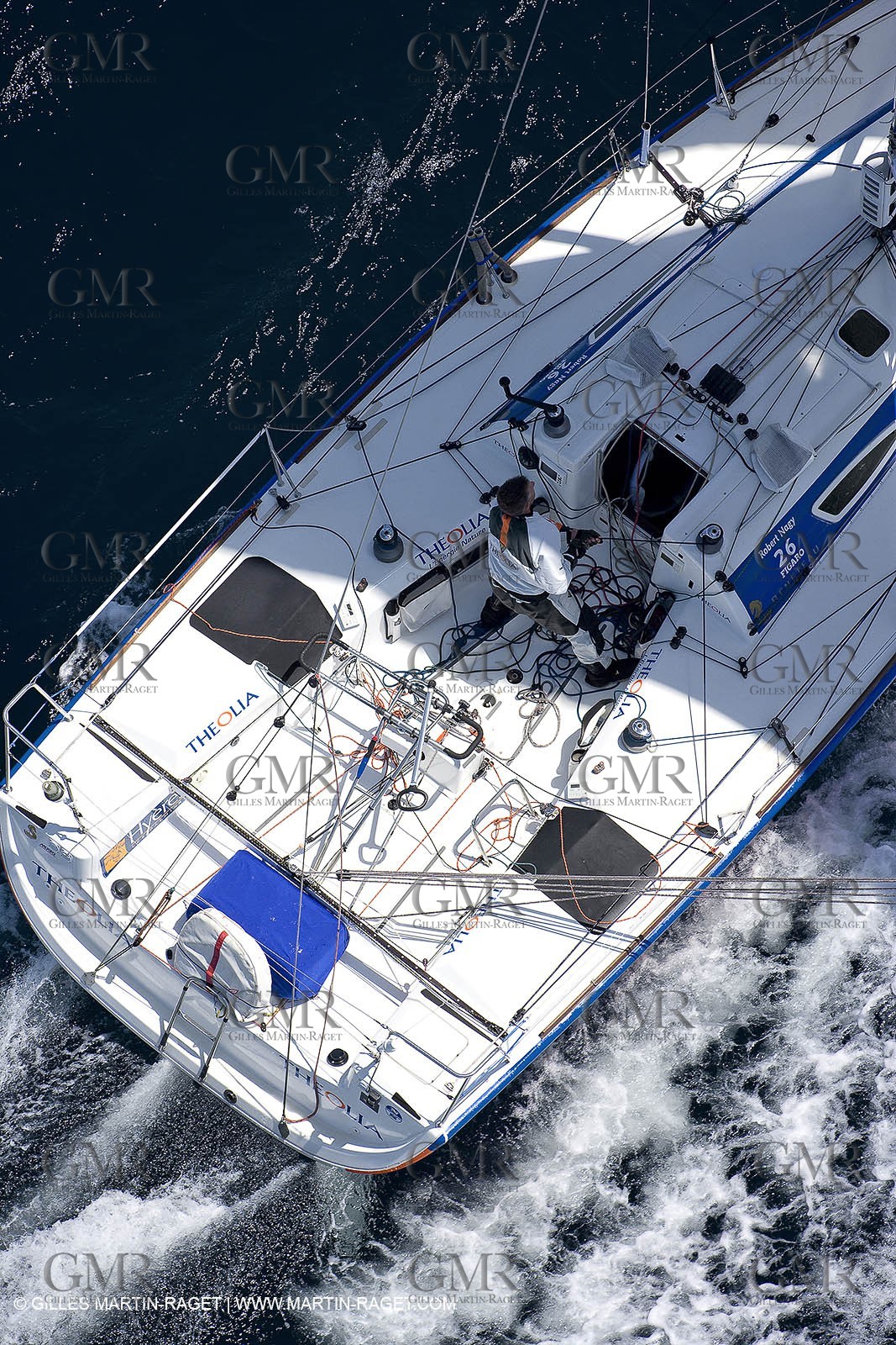 06-26-2007 - FIGARO II - THEOLIA - Skipper : Robert Nagy - Training off Marseille (south France) with strong wind conditions