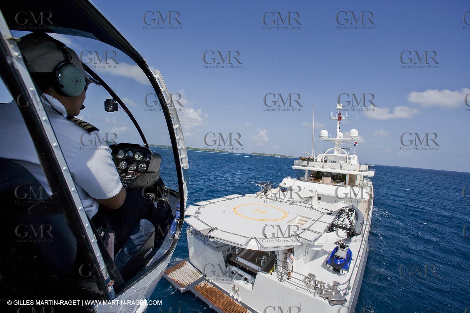 01 02 2008 - San Blas Archipelago (Panama) - Motor Yacht Senses