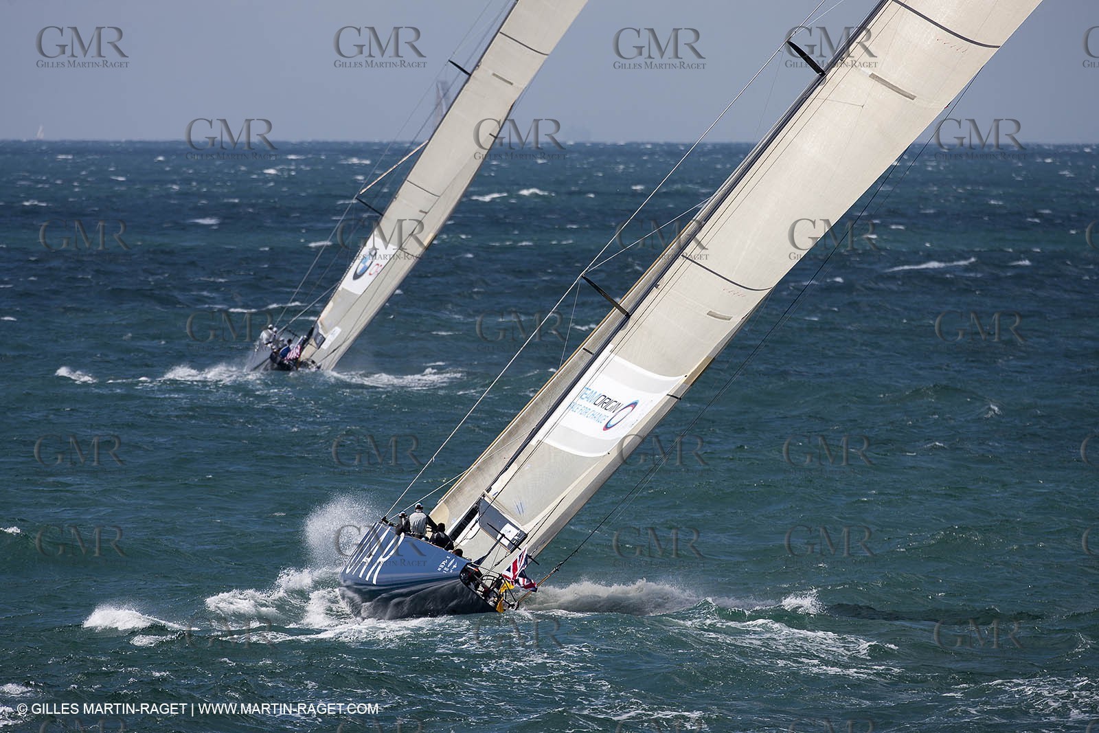 05 08 2010 - Cowes (UK, IOW) - The 1851 Cup -  BMW ORACLE Racing -  - Round The Island Race - From Ste Catherine to the Needles.